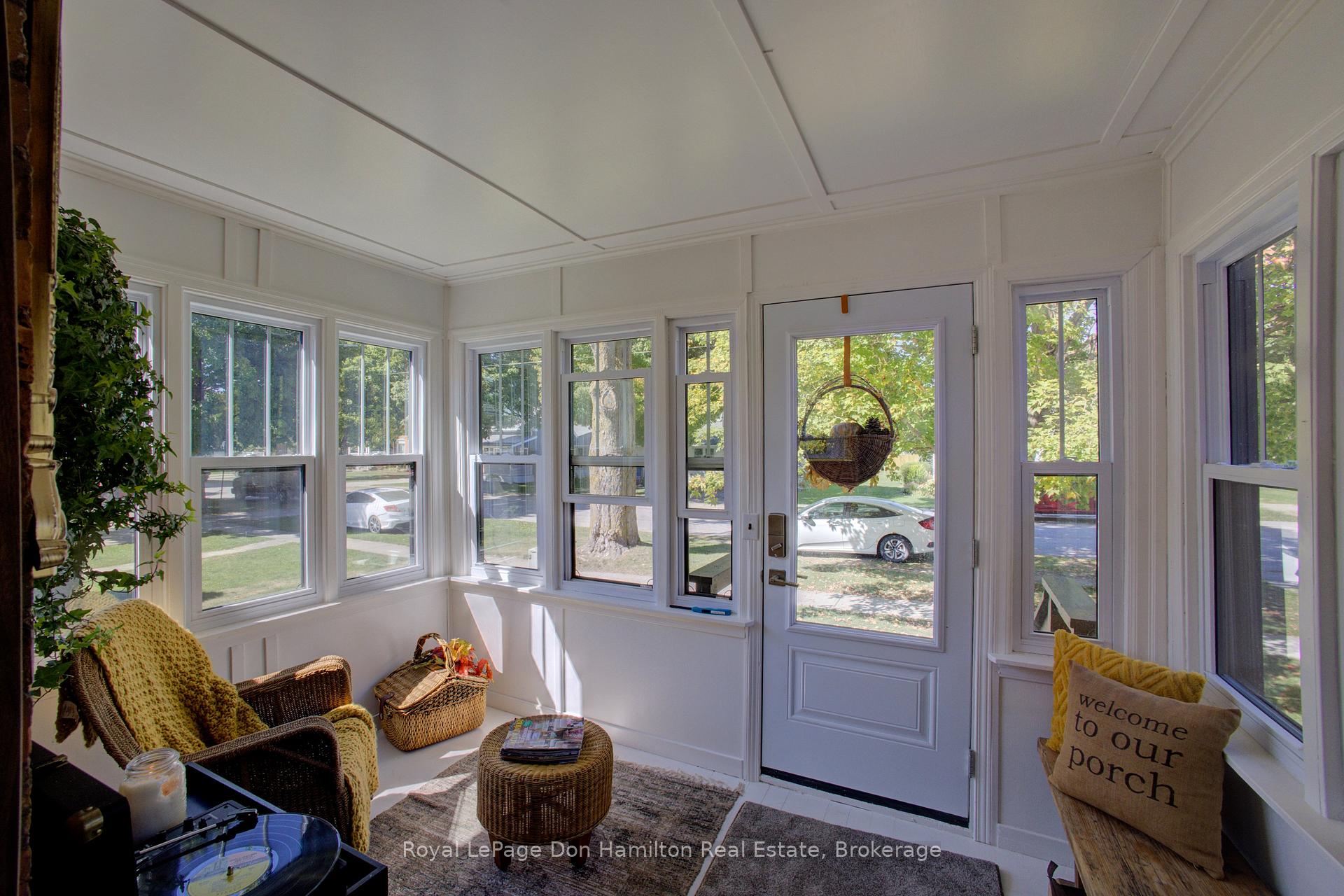 Photo 4 of 207 King Street, North Perth, Elma — HOMEH
