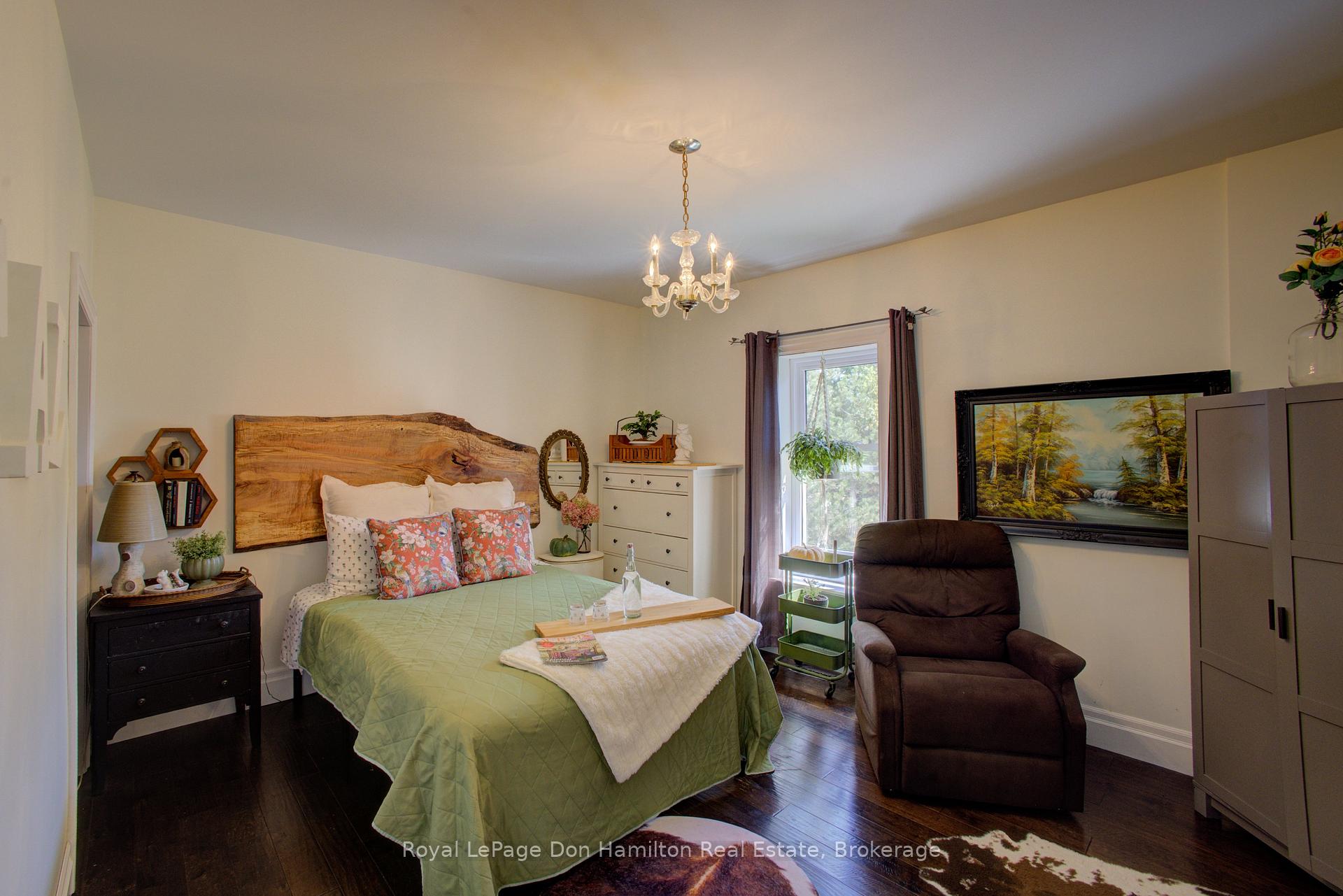 Photo 18 of 207 King Street, North Perth, Elma — HOMEH