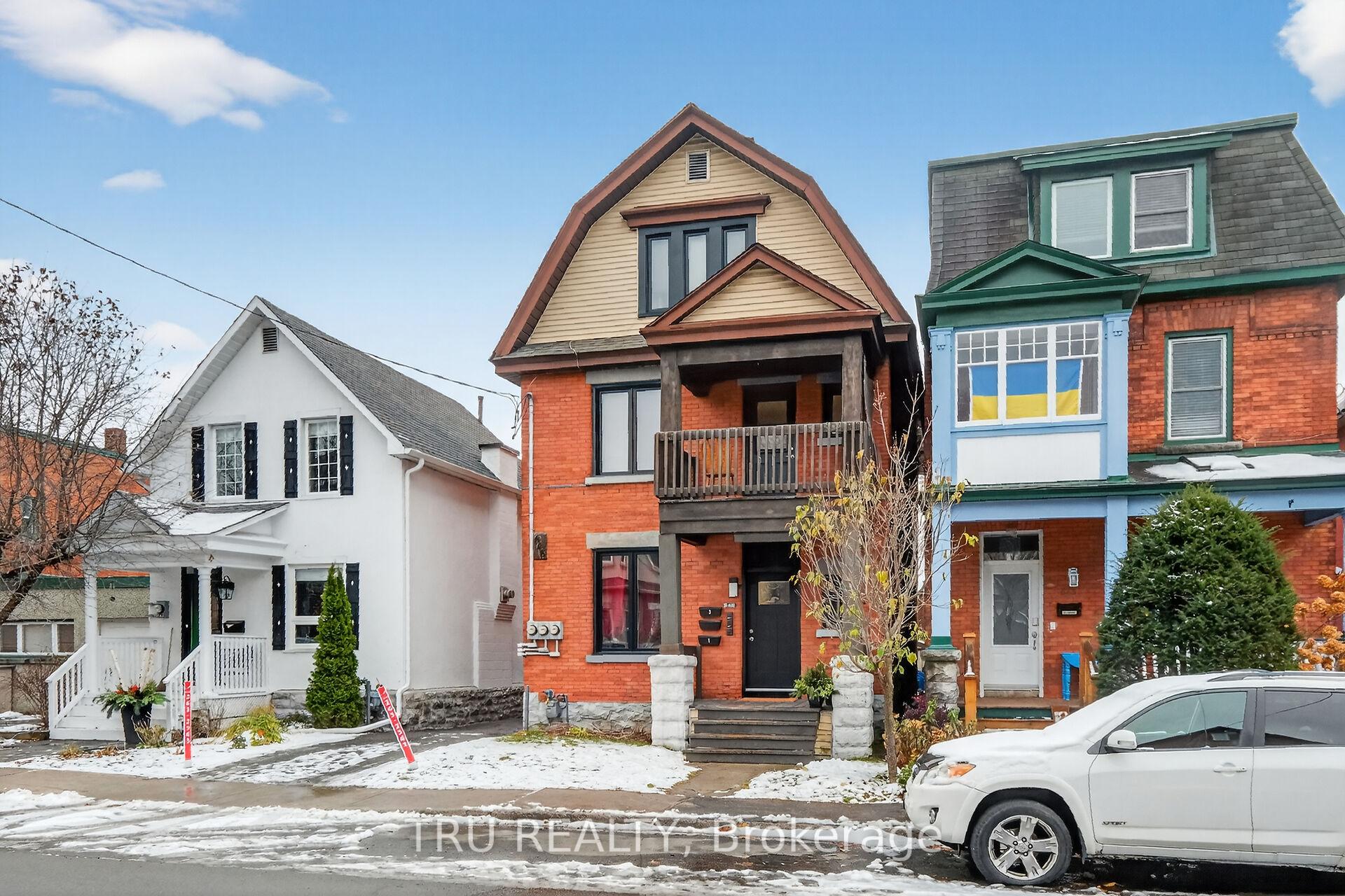 Photo 2 of Unit 2, 646 Gilmour Street, Ottawa, Ottawa Centre — HOMEH