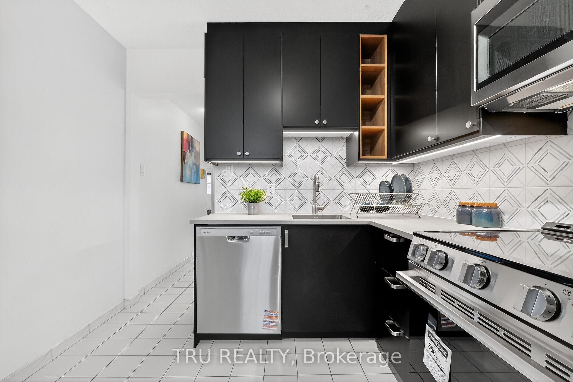Photo 16 of Unit 2, 646 Gilmour Street, Ottawa, Ottawa Centre — HOMEH