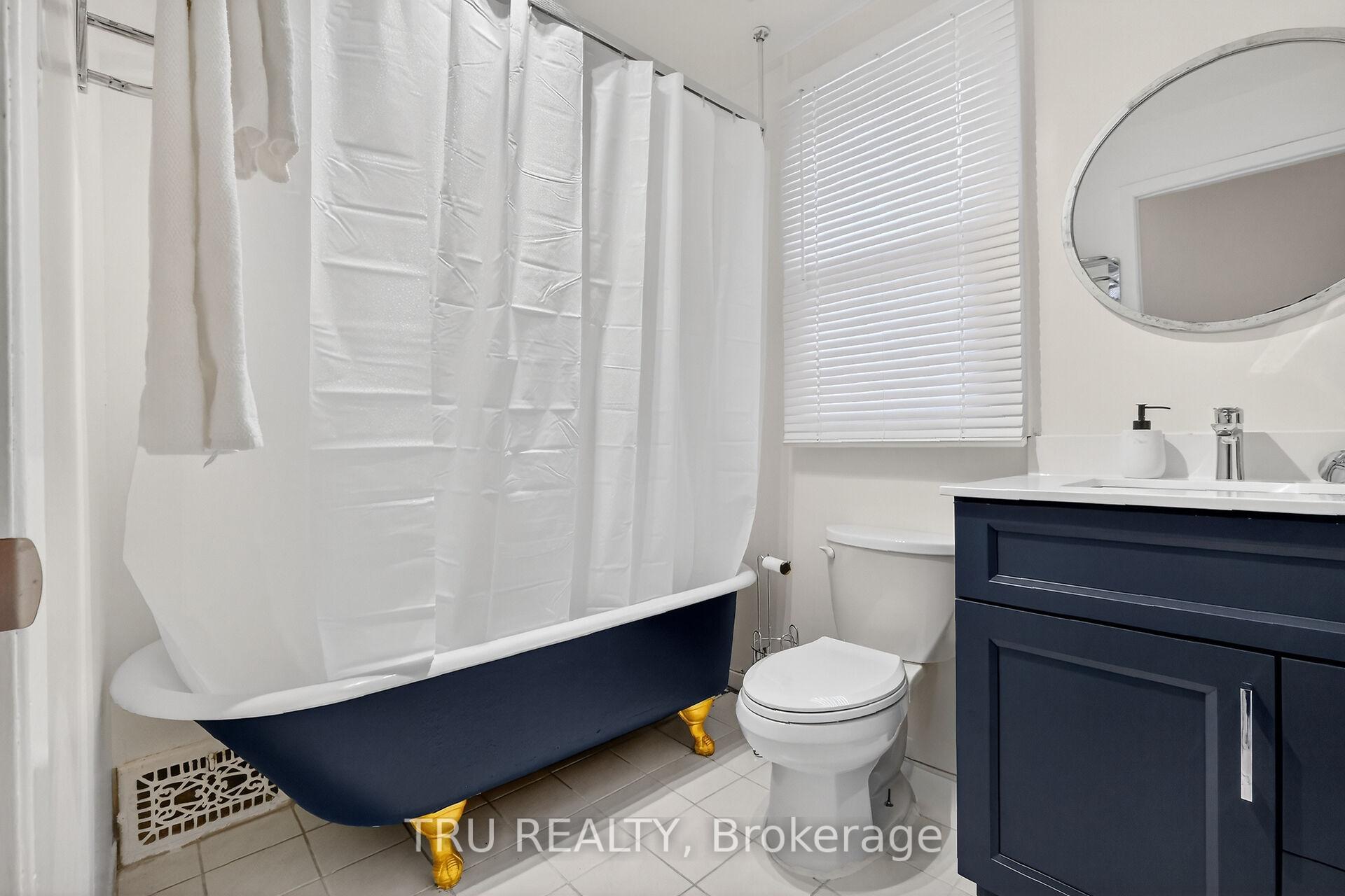 Photo 23 of Unit 2, 646 Gilmour Street, Ottawa, Ottawa Centre — HOMEH