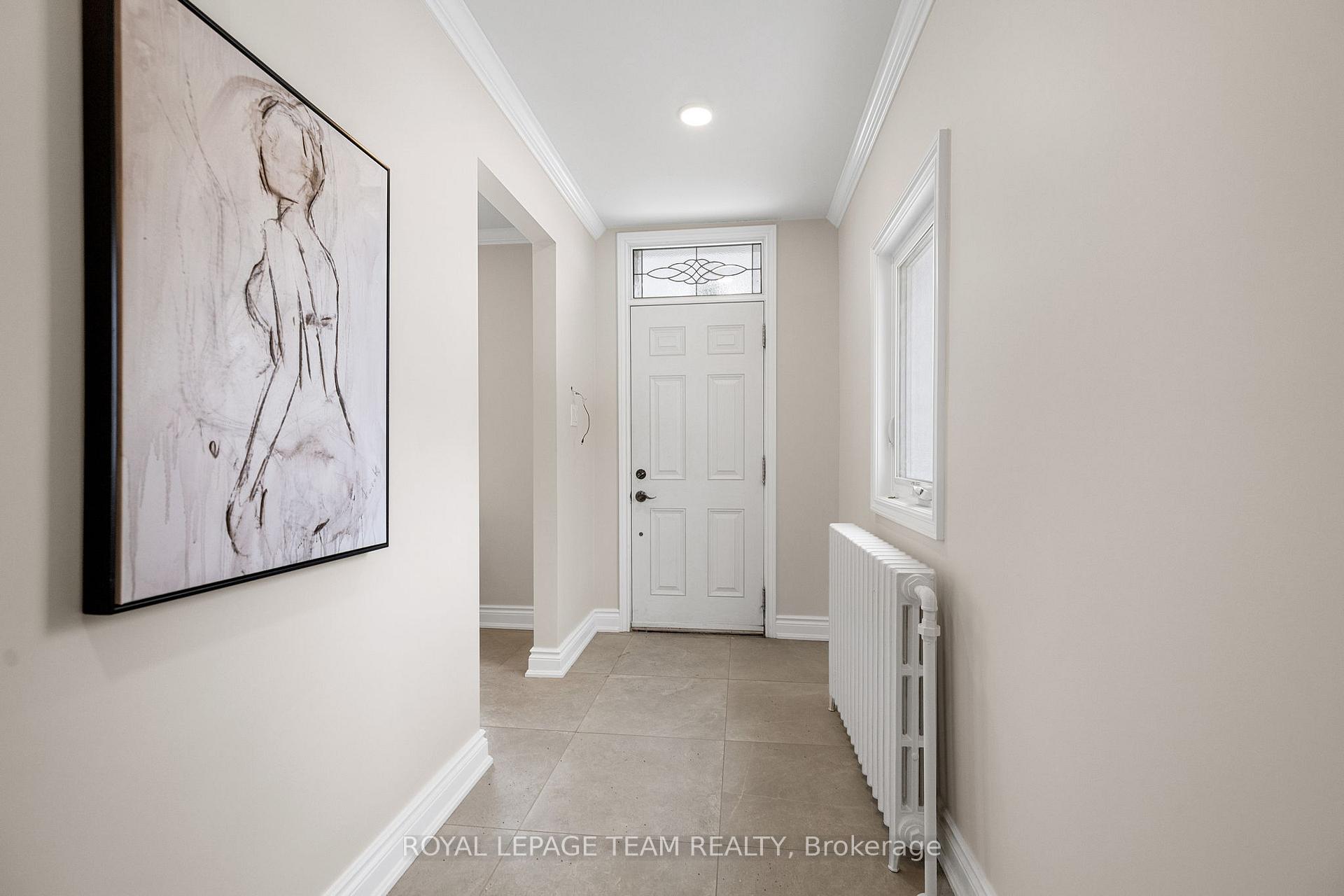 Photo 4 of 64 Dufferin Road, Ottawa, Lindenlea — HOMEH