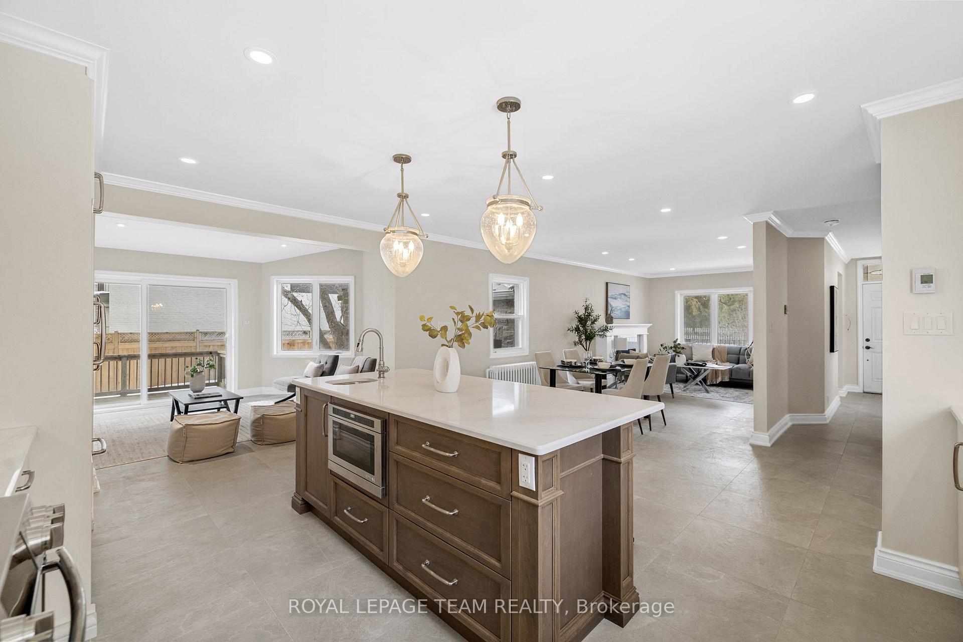Photo 15 of 64 Dufferin Road, Ottawa, Lindenlea — HOMEH