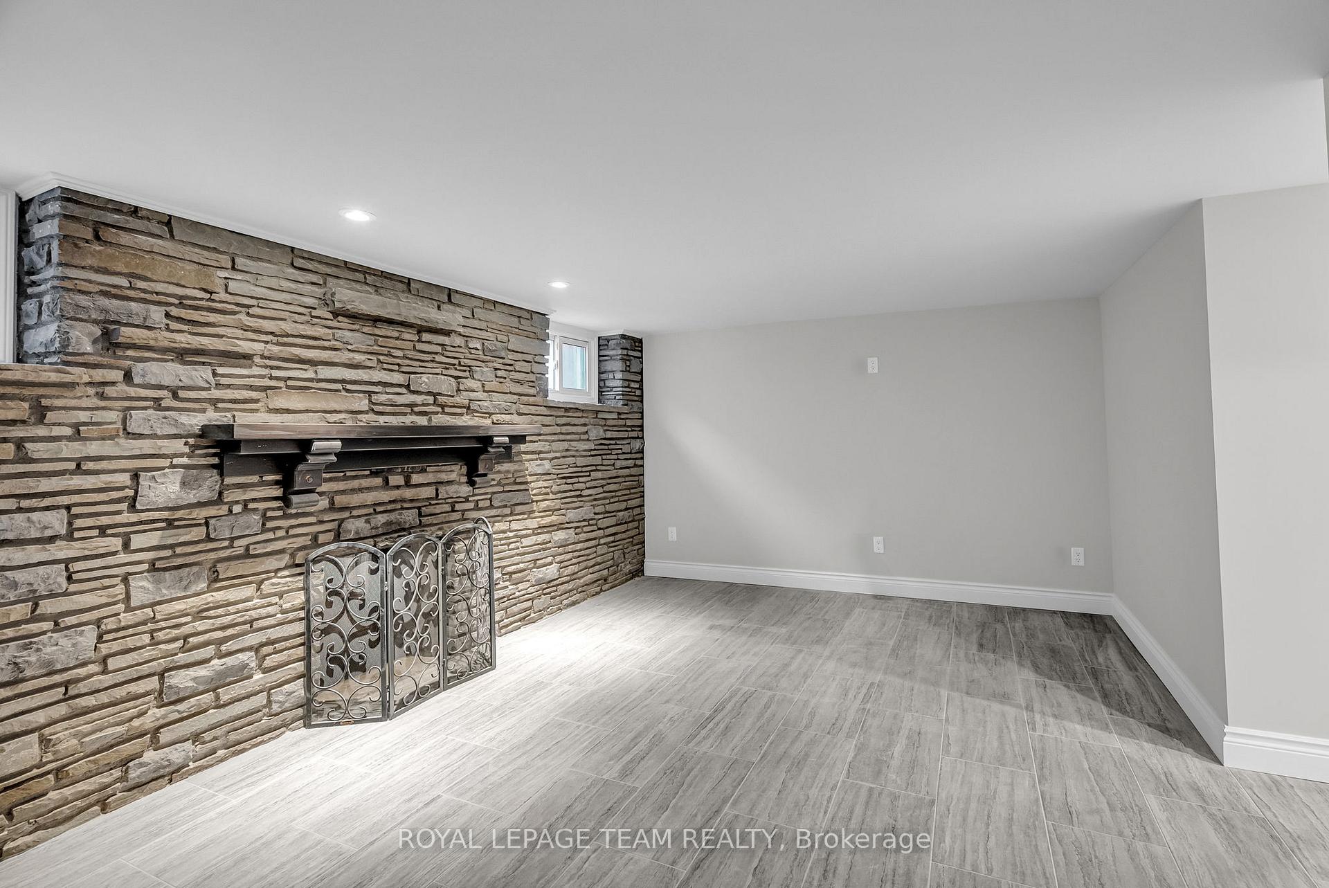 Photo 36 of 64 Dufferin Road, Ottawa, Lindenlea — HOMEH