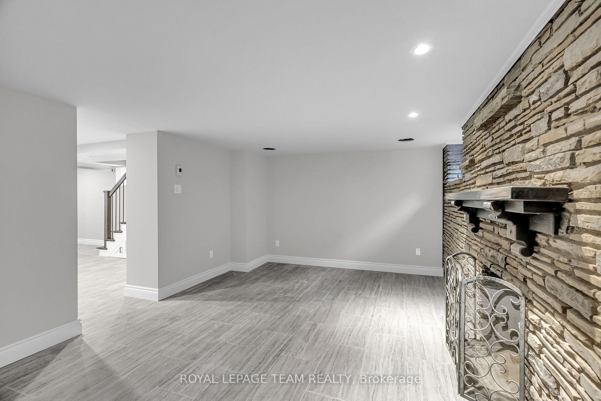 Photo 37 of 64 Dufferin Road, Ottawa, Lindenlea — HOMEH