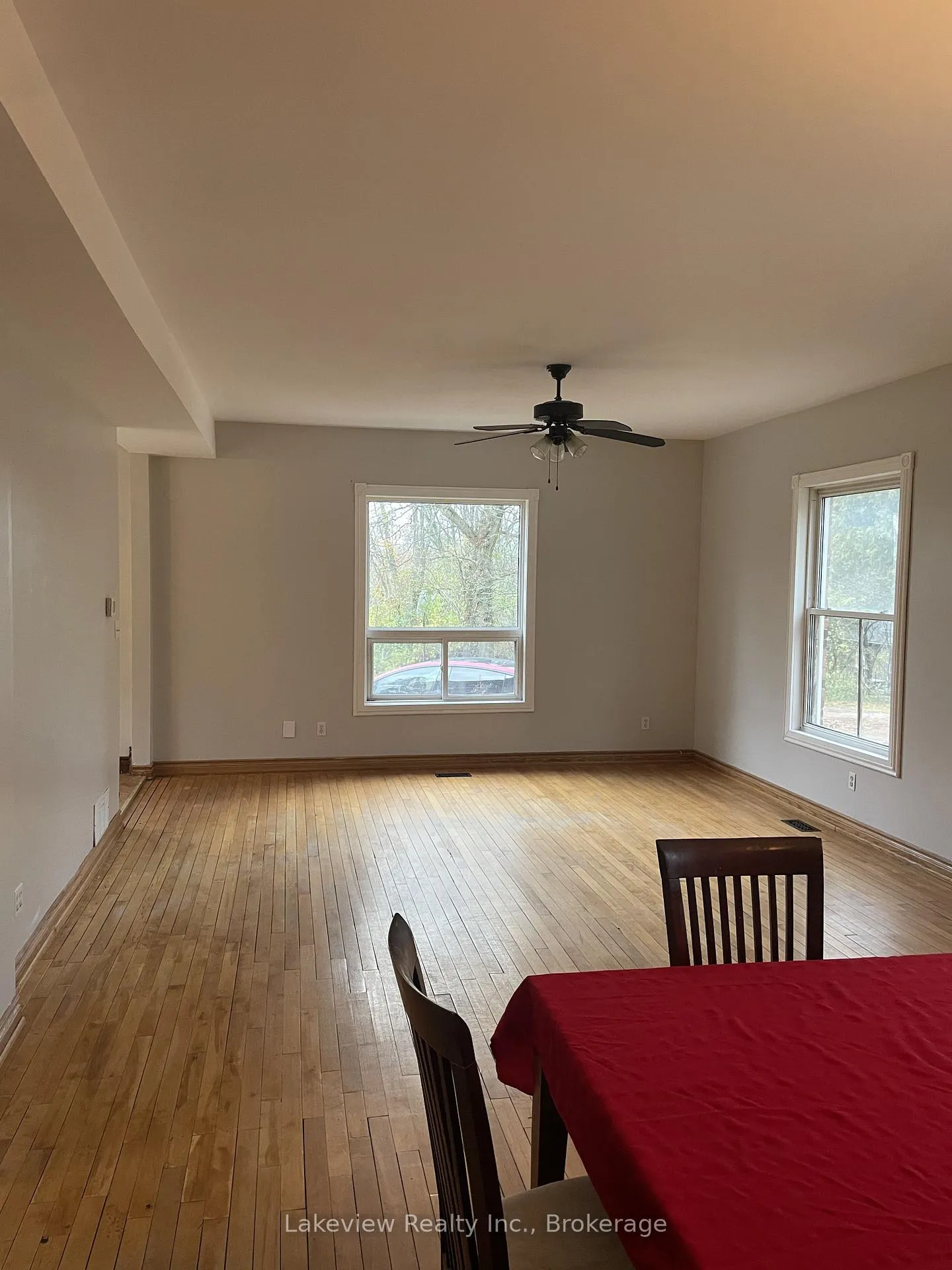 Photo 7 of 151 Simcoe Street, Orillia — HOMEH