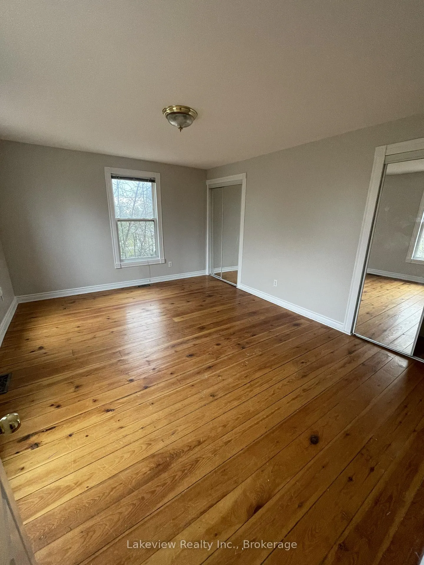 Photo 8 of 151 Simcoe Street, Orillia — HOMEH