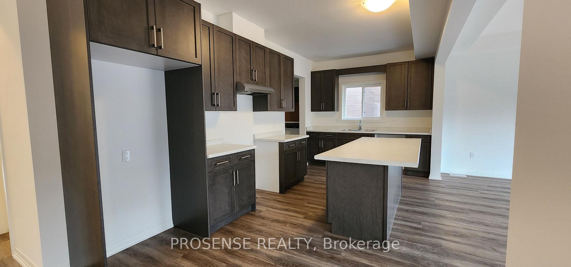 Photo 6 of 41 Samuel Avenue, Pelham, Fonthill — HOMEH