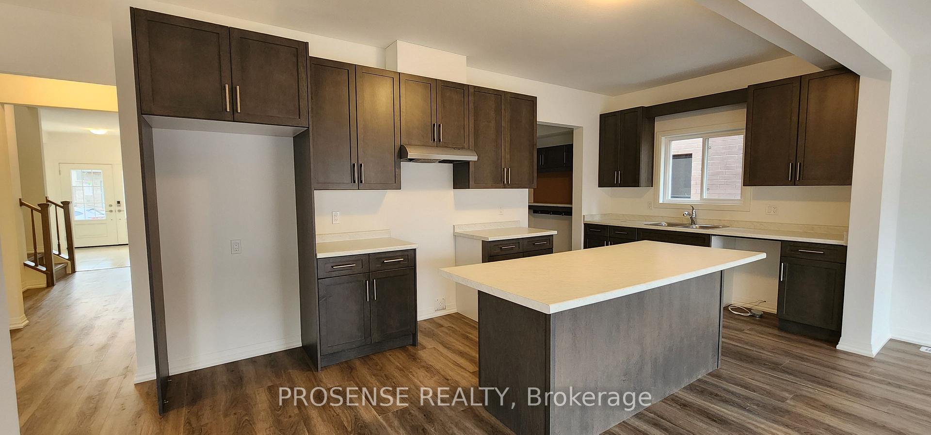 Photo 9 of 41 Samuel Avenue, Pelham, Fonthill — HOMEH