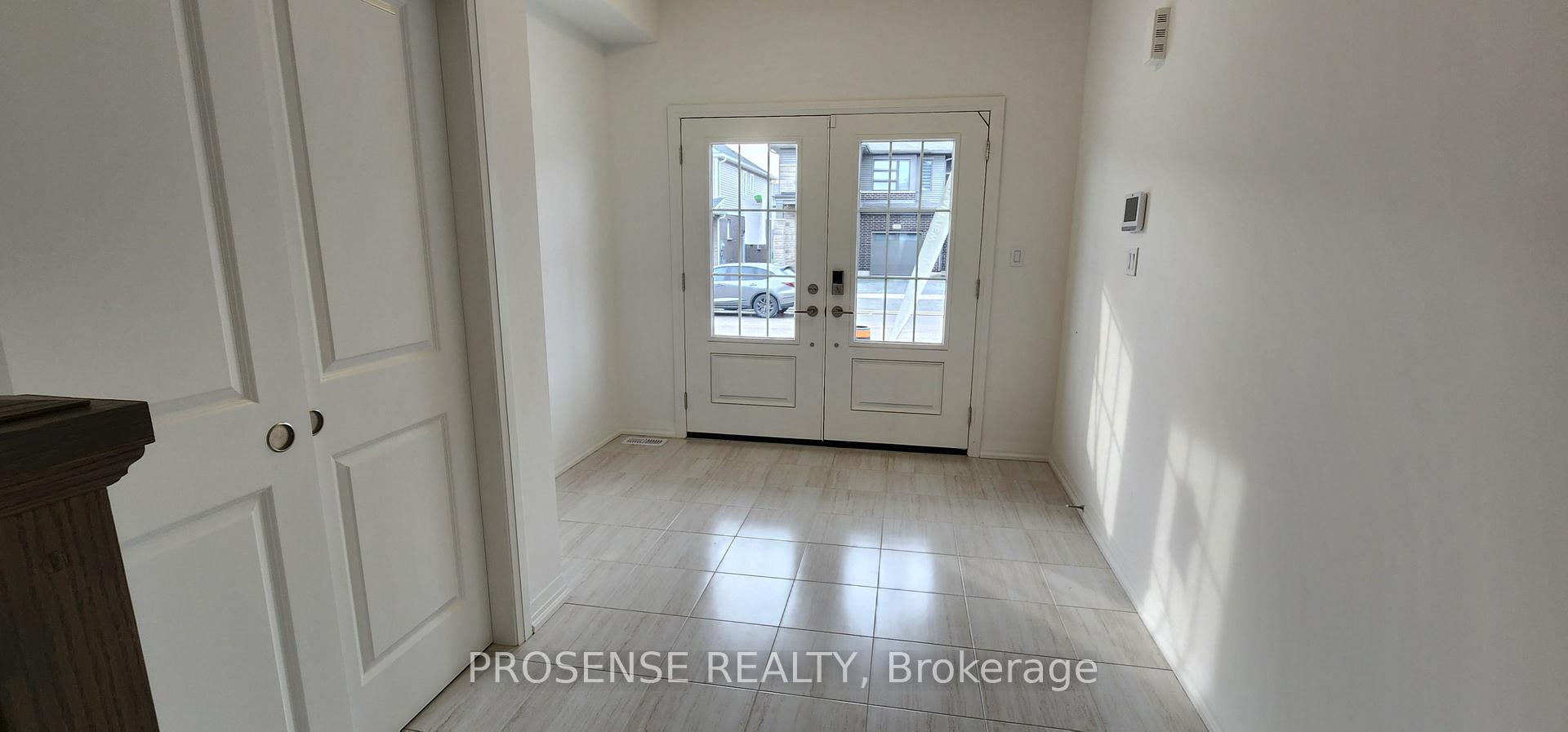 Photo 15 of 41 Samuel Avenue, Pelham, Fonthill — HOMEH