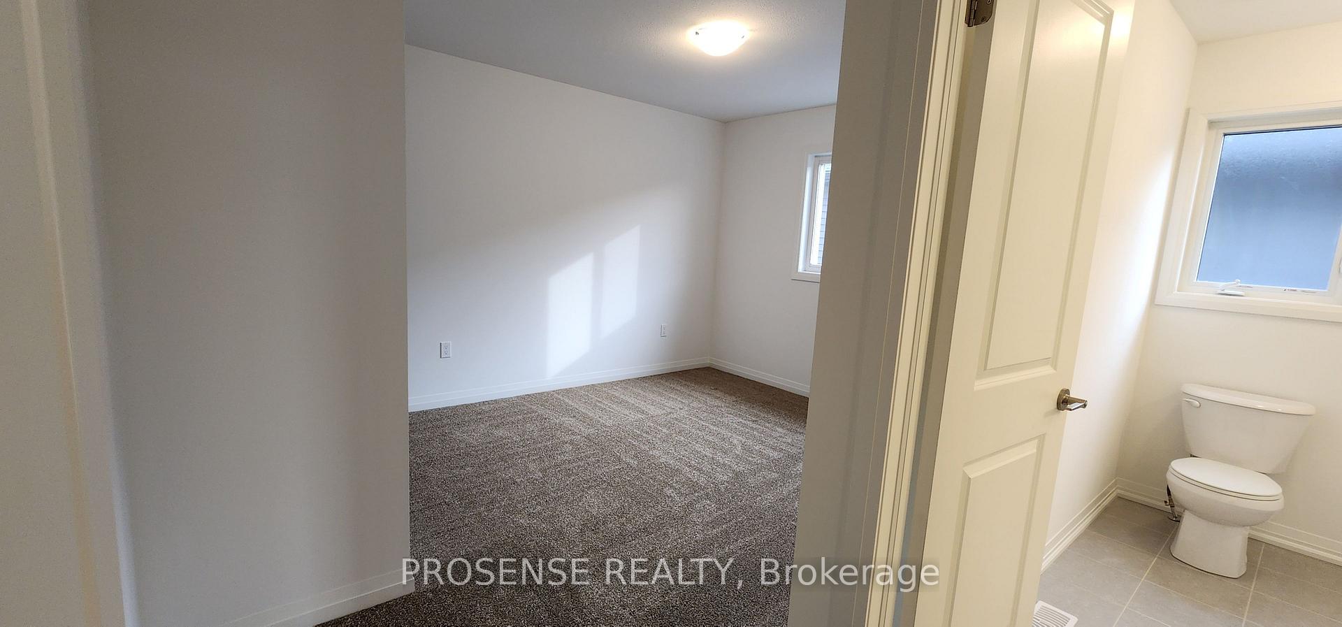 Photo 26 of 41 Samuel Avenue, Pelham, Fonthill — HOMEH