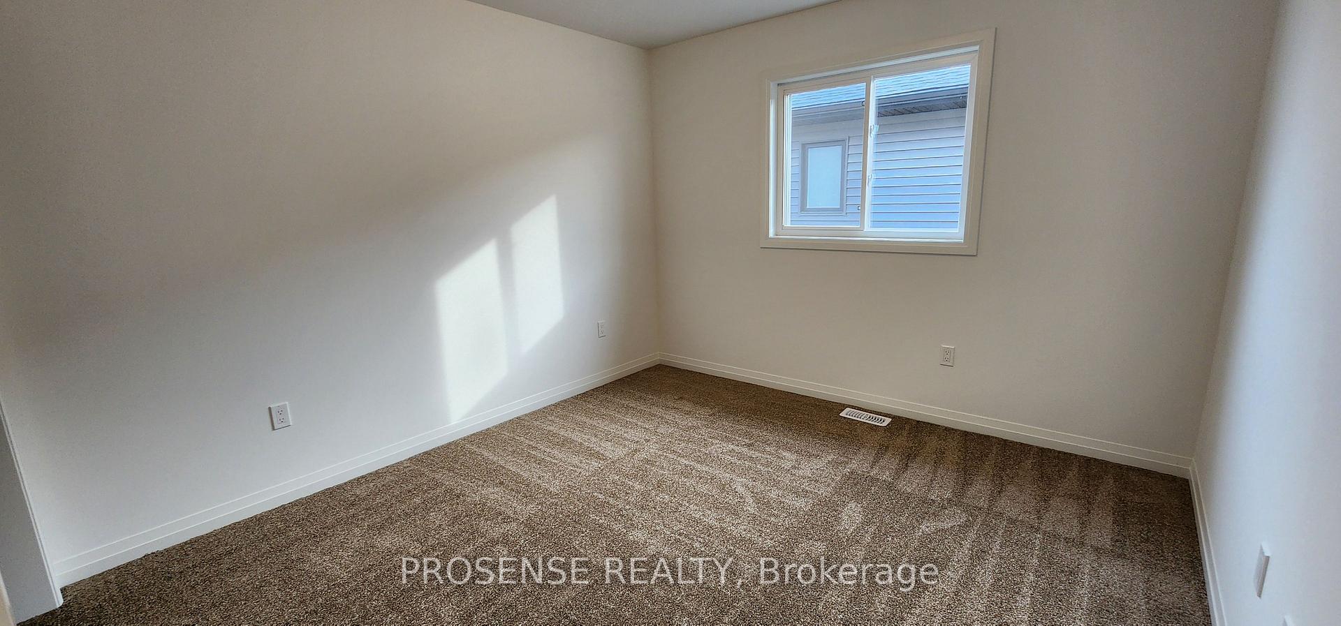 Photo 27 of 41 Samuel Avenue, Pelham, Fonthill — HOMEH