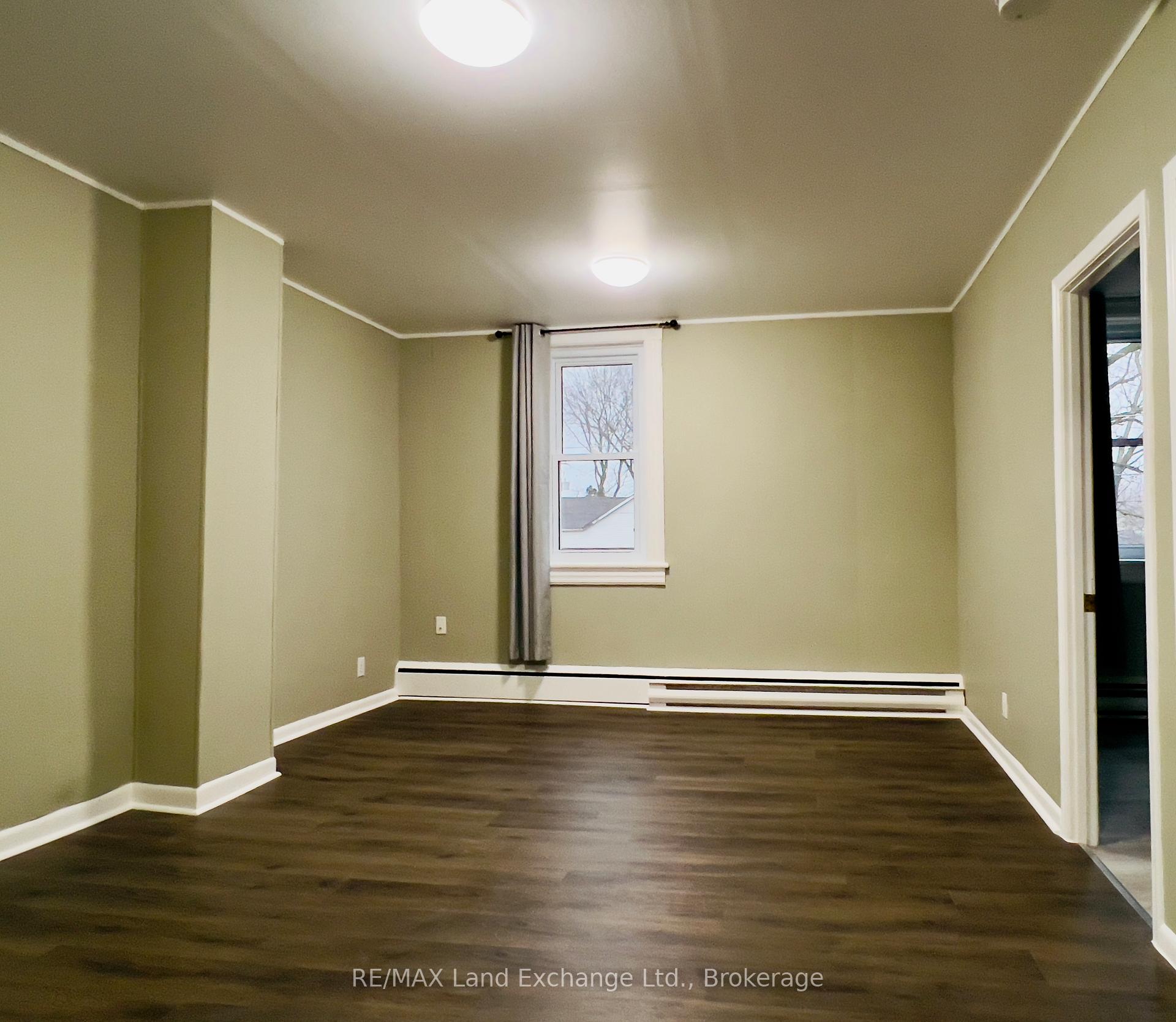 Photo 16 of 36 Alfred Street W, North Huron, Wingham — HOMEH