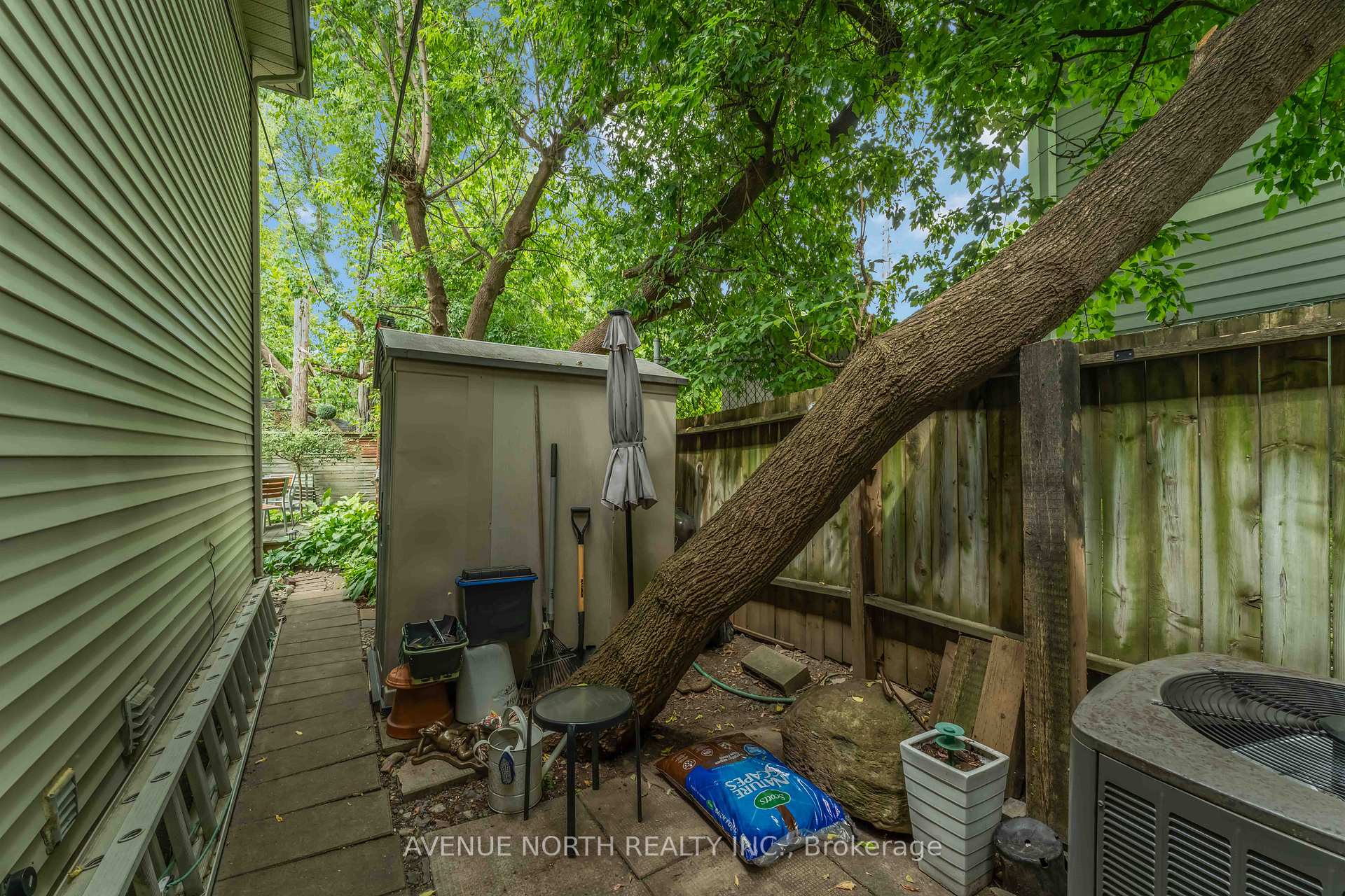 Photo 44 of 195 Presland Road, Ottawa, Overbrook/Castle Heights — HOMEH