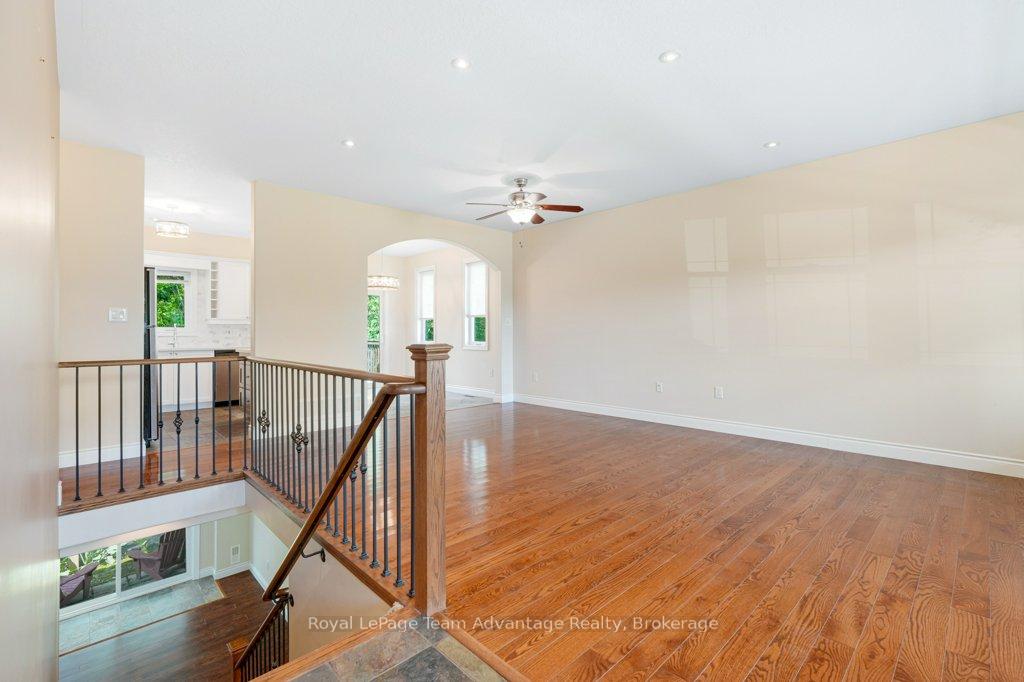 Photo 7 of 9 Avery Court, Parry Sound — HOMEH