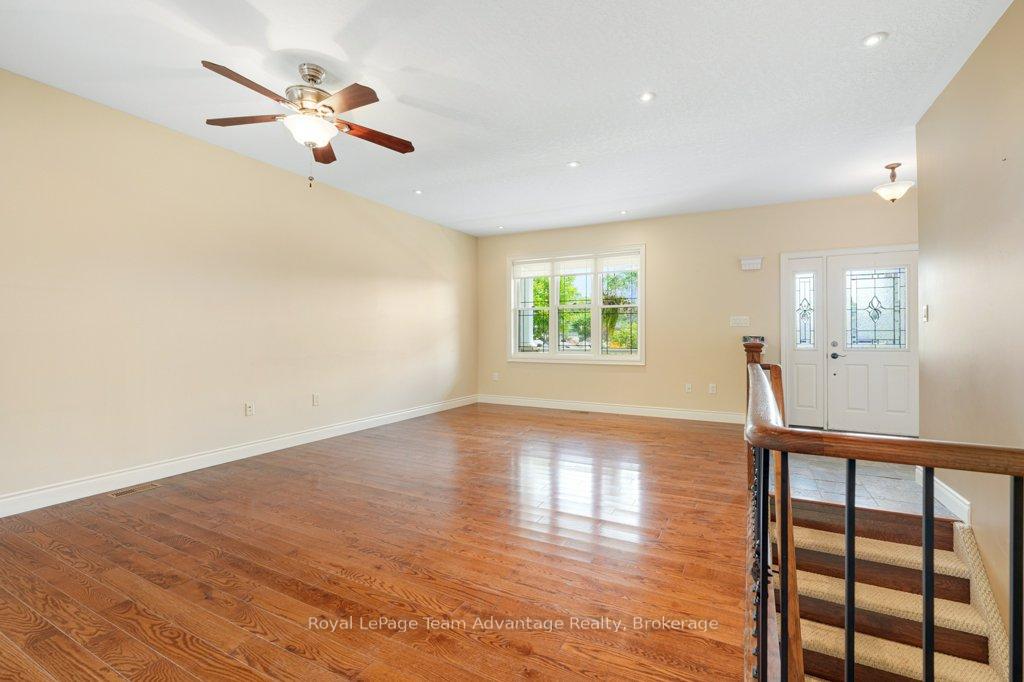 Photo 8 of 9 Avery Court, Parry Sound — HOMEH