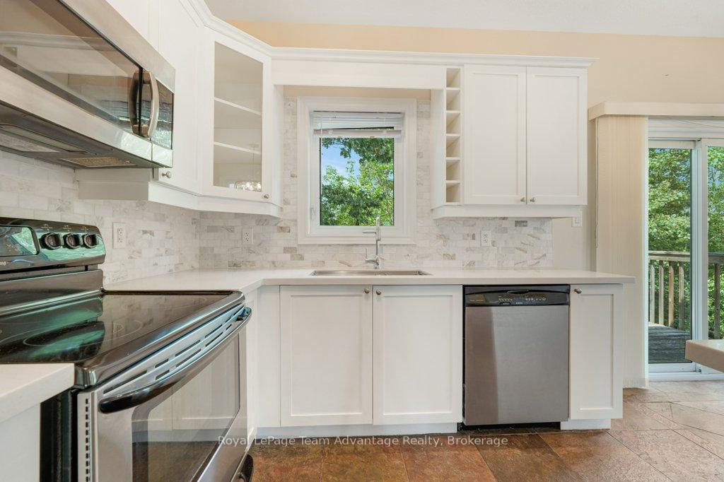 Photo 14 of 9 Avery Court, Parry Sound — HOMEH