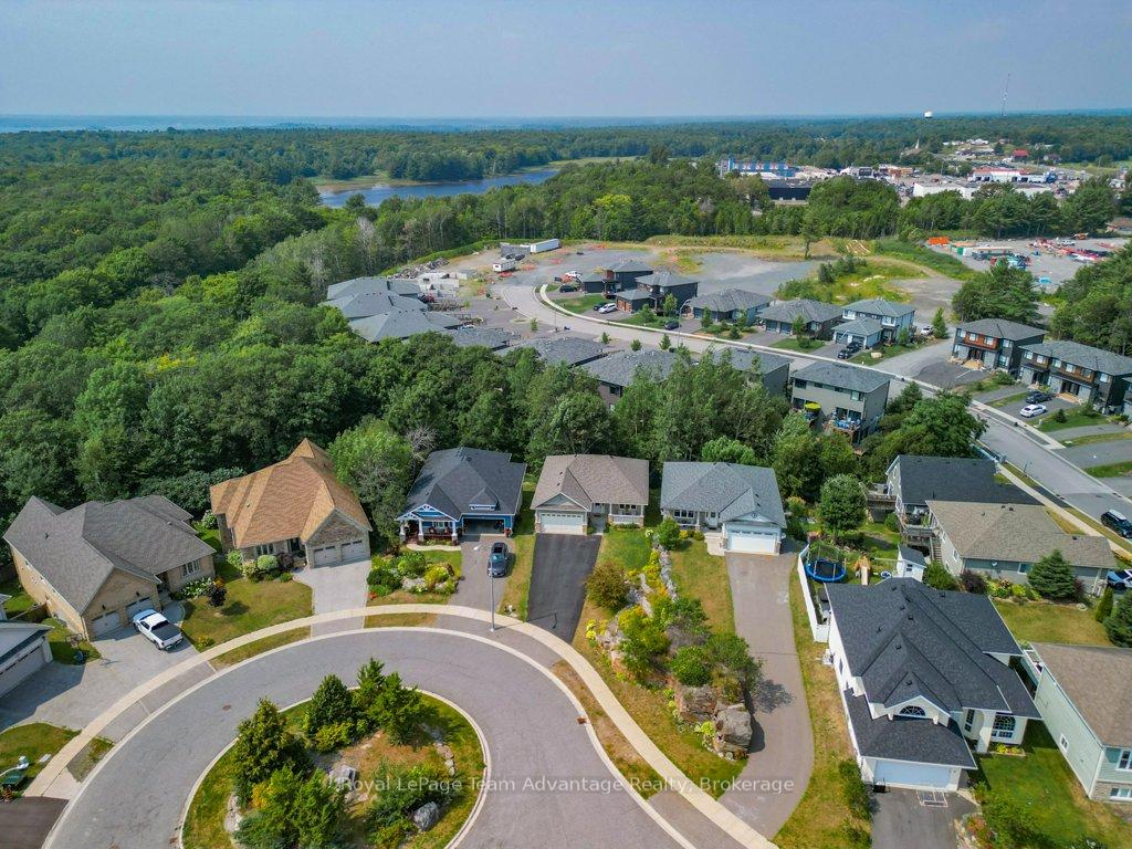 Photo 44 of 9 Avery Court, Parry Sound — HOMEH