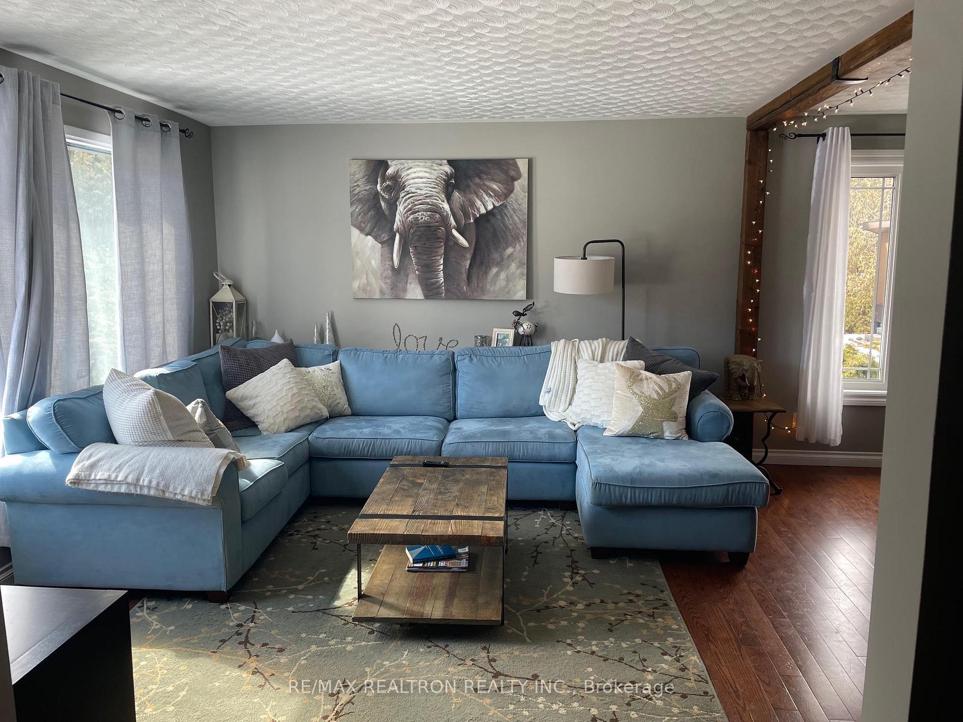 Photo 5 of 44 George Street, New Tecumseth, Alliston — HOMEH