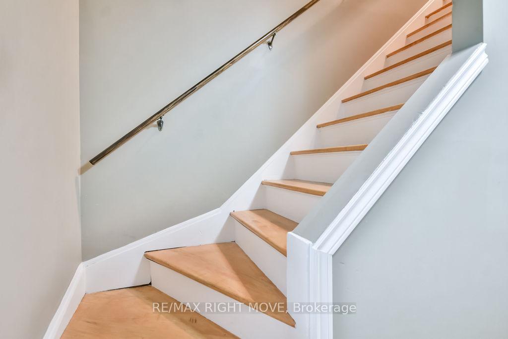 Photo 21 of 320 Hilda Street, Orillia — HOMEH