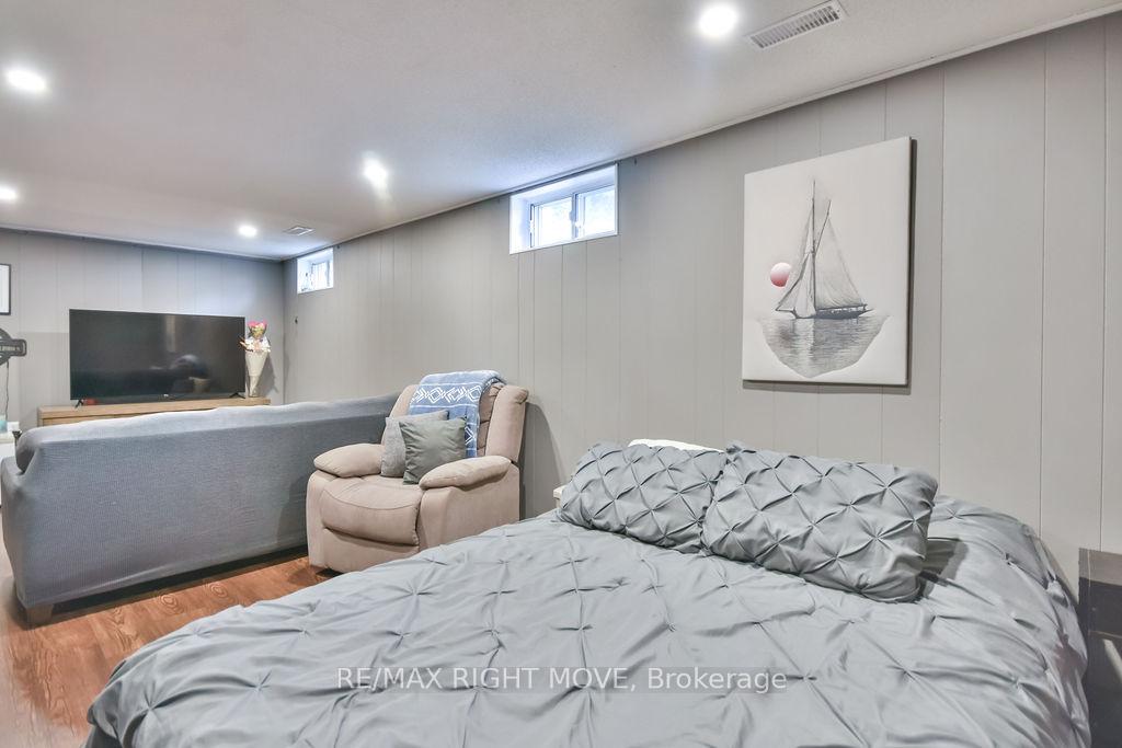 Photo 33 of 320 Hilda Street, Orillia — HOMEH