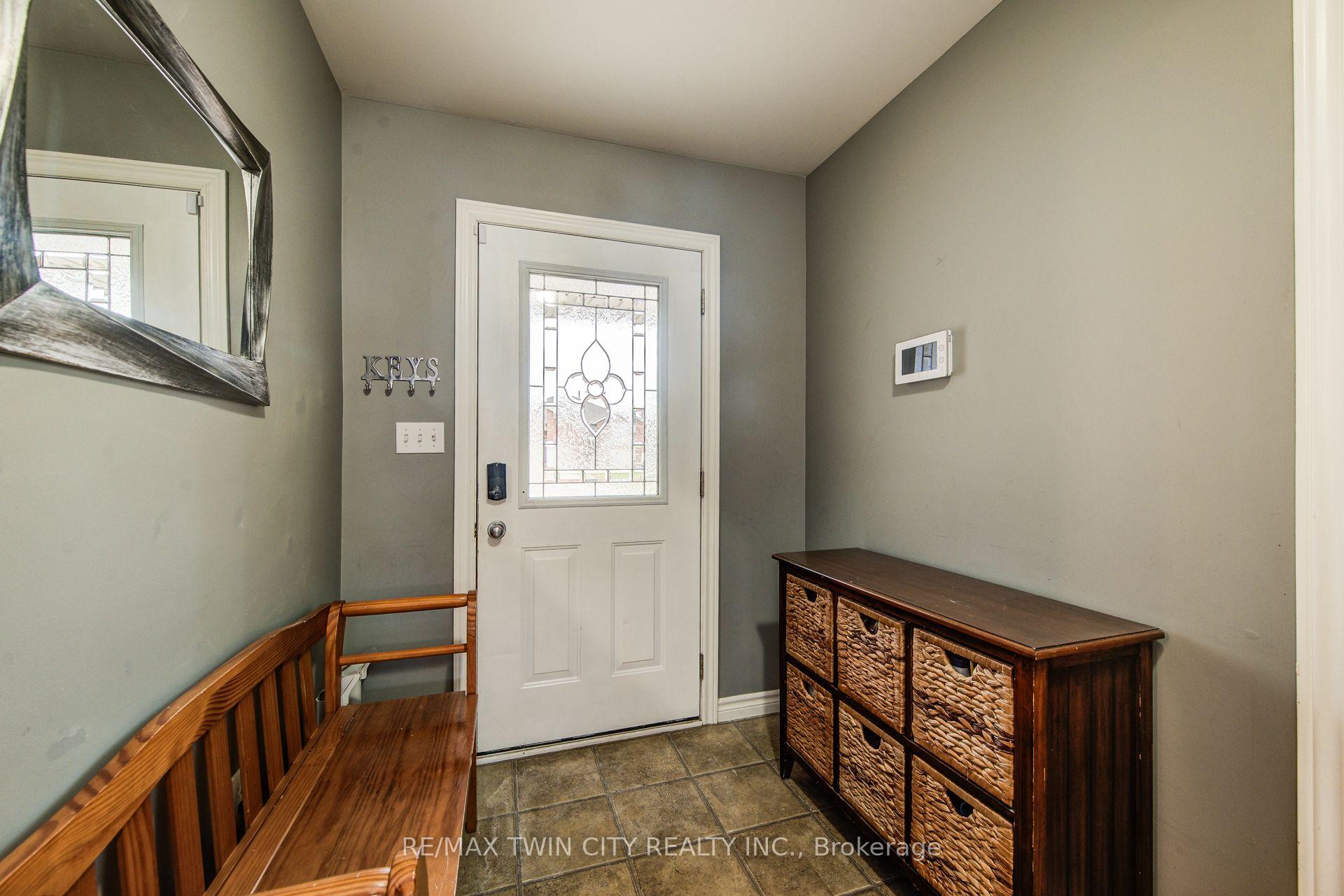 Photo 3 of 500 Boyne Avenue, North Perth, Listowel — HOMEH