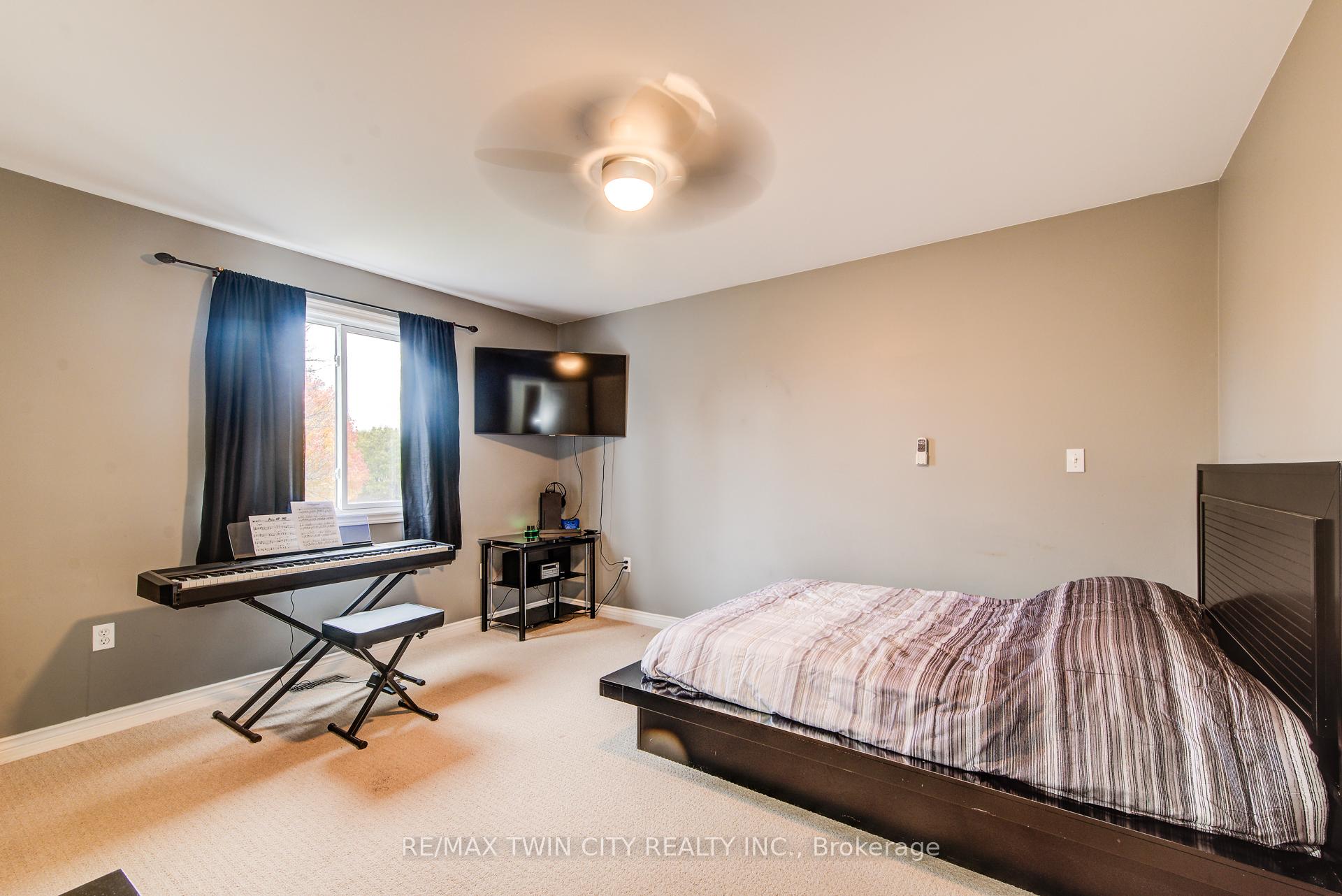 Photo 23 of 500 Boyne Avenue, North Perth, Listowel — HOMEH