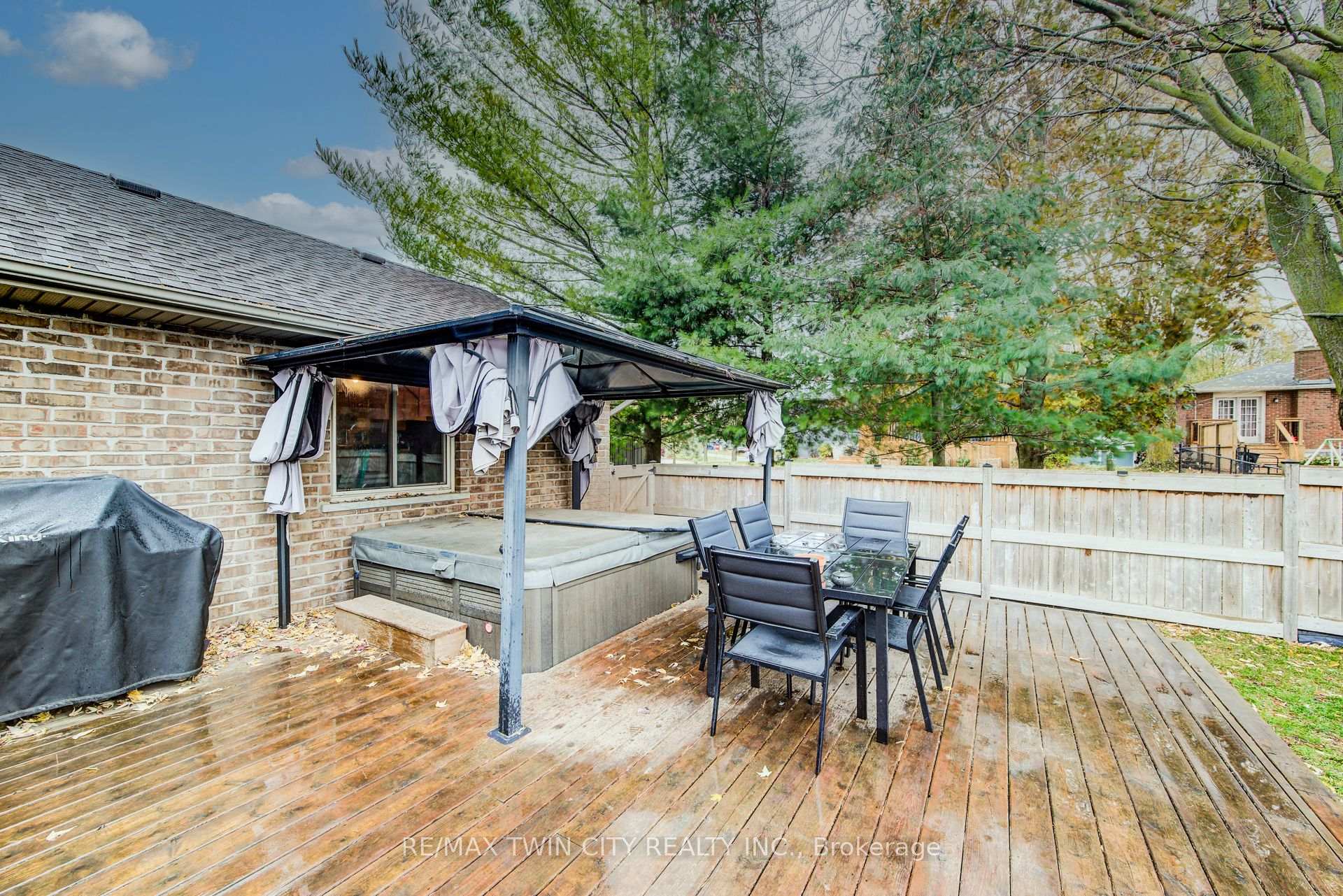 Photo 38 of 500 Boyne Avenue, North Perth, Listowel — HOMEH