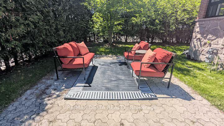 Photo 27 of 981 Lola Street E, Ottawa, Overbrook/Castle Heights — HOMEH