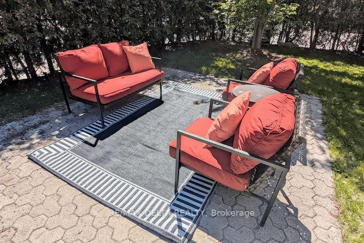 Photo 28 of 981 Lola Street E, Ottawa, Overbrook/Castle Heights — HOMEH