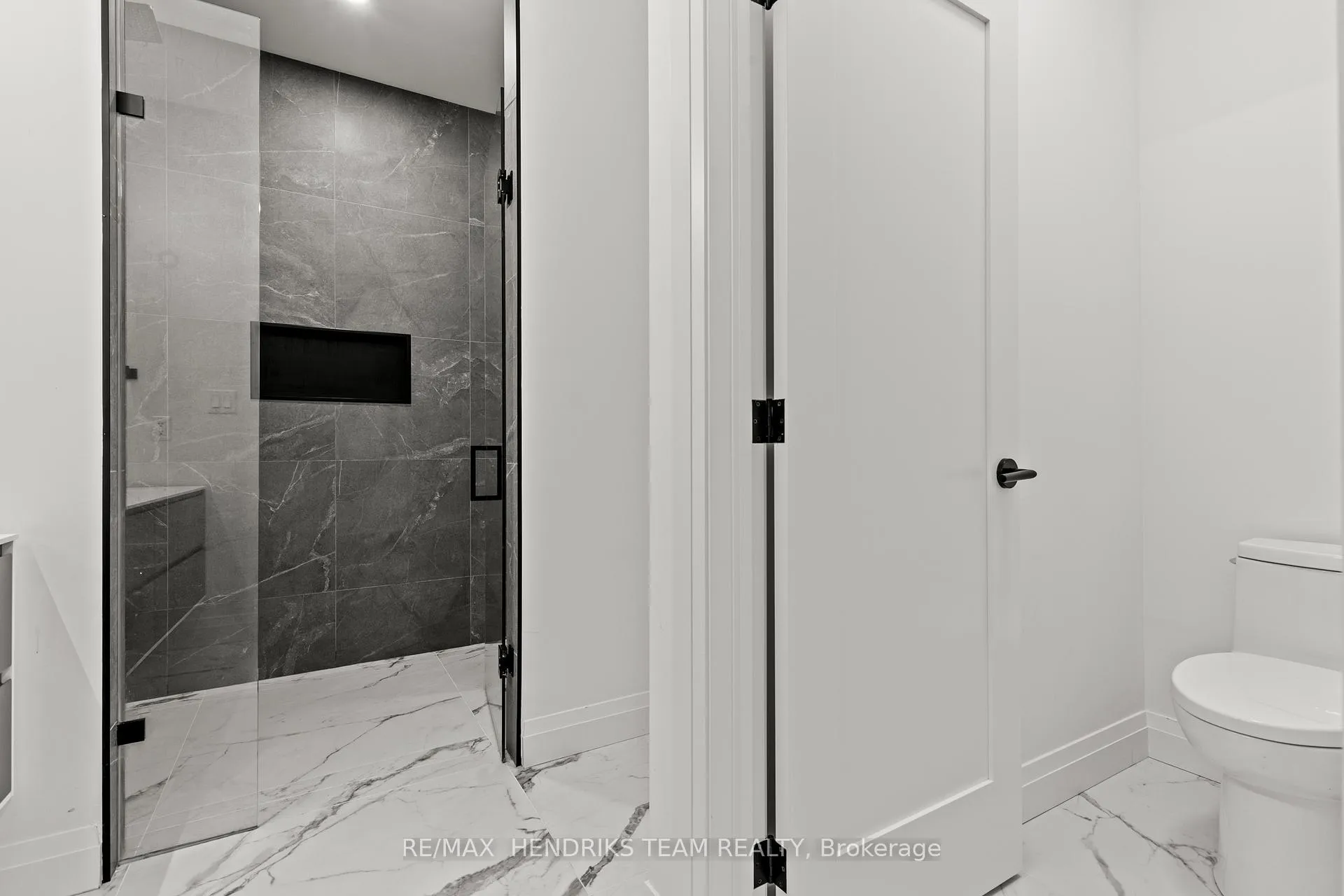 Photo 28 of 102 Lametti Drive, Pelham, Fonthill — HOMEH