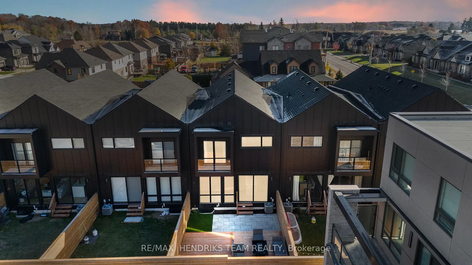 Photo 45 of 102 Lametti Drive, Pelham, Fonthill — HOMEH