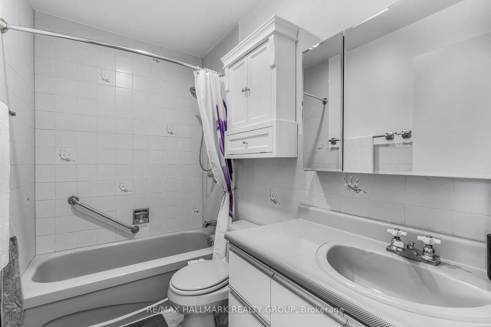 Photo 10 of 1115 Cholette Crescent, Ottawa, Convent Glen South — HOMEH