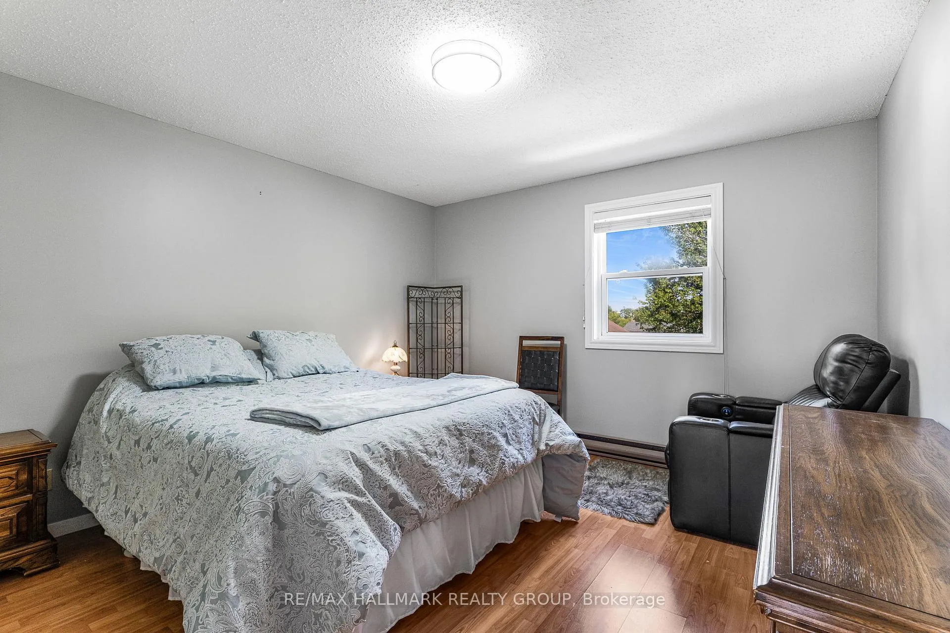 Photo 11 of 1115 Cholette Crescent, Ottawa, Convent Glen South — HOMEH