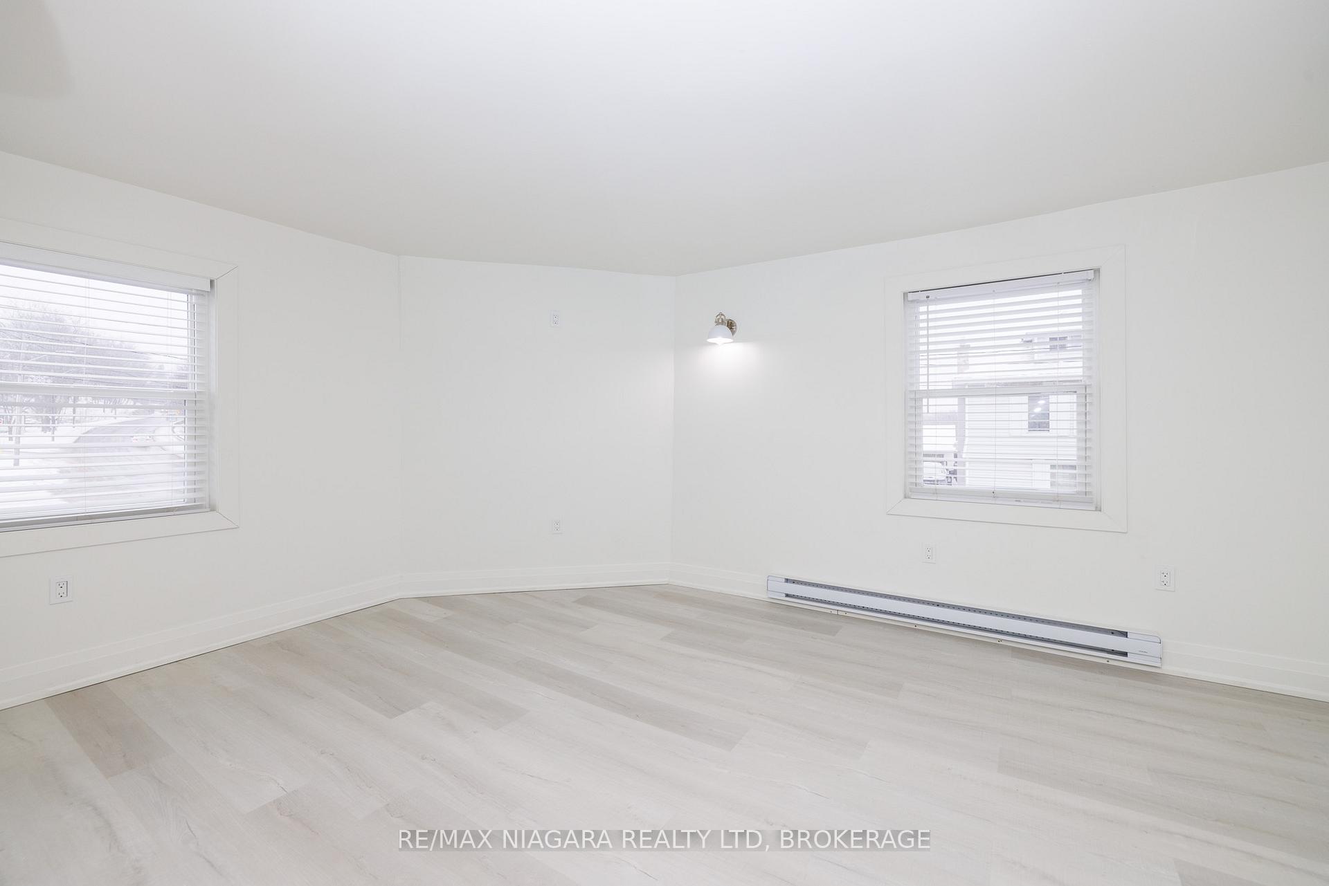 Photo 3 of Unit Upper, 14 Highway 20 W, Pelham, Fonthill — HOMEH