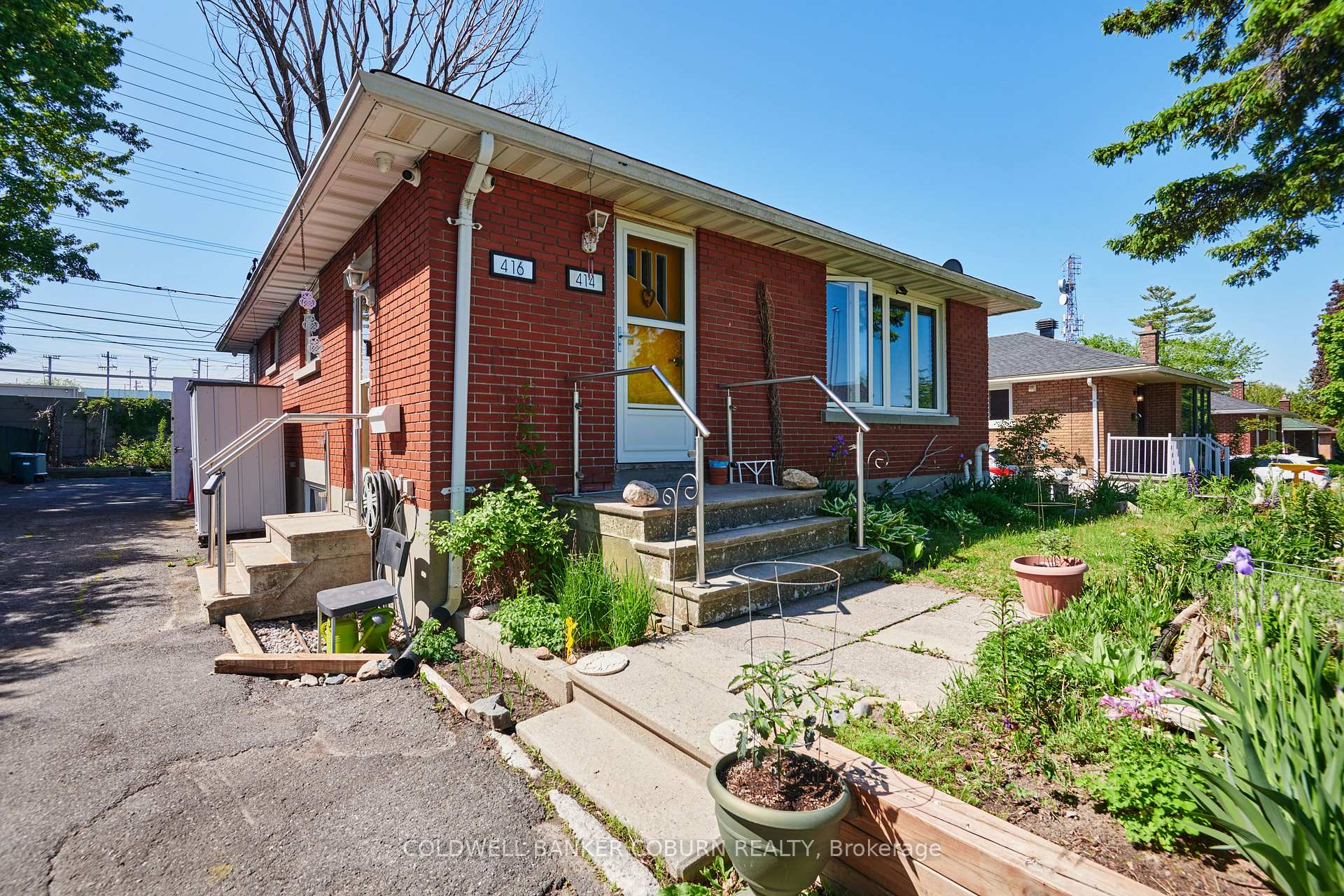 Photo 4 of 414 Presland Road, Ottawa, Overbrook/Castle Heights — HOMEH