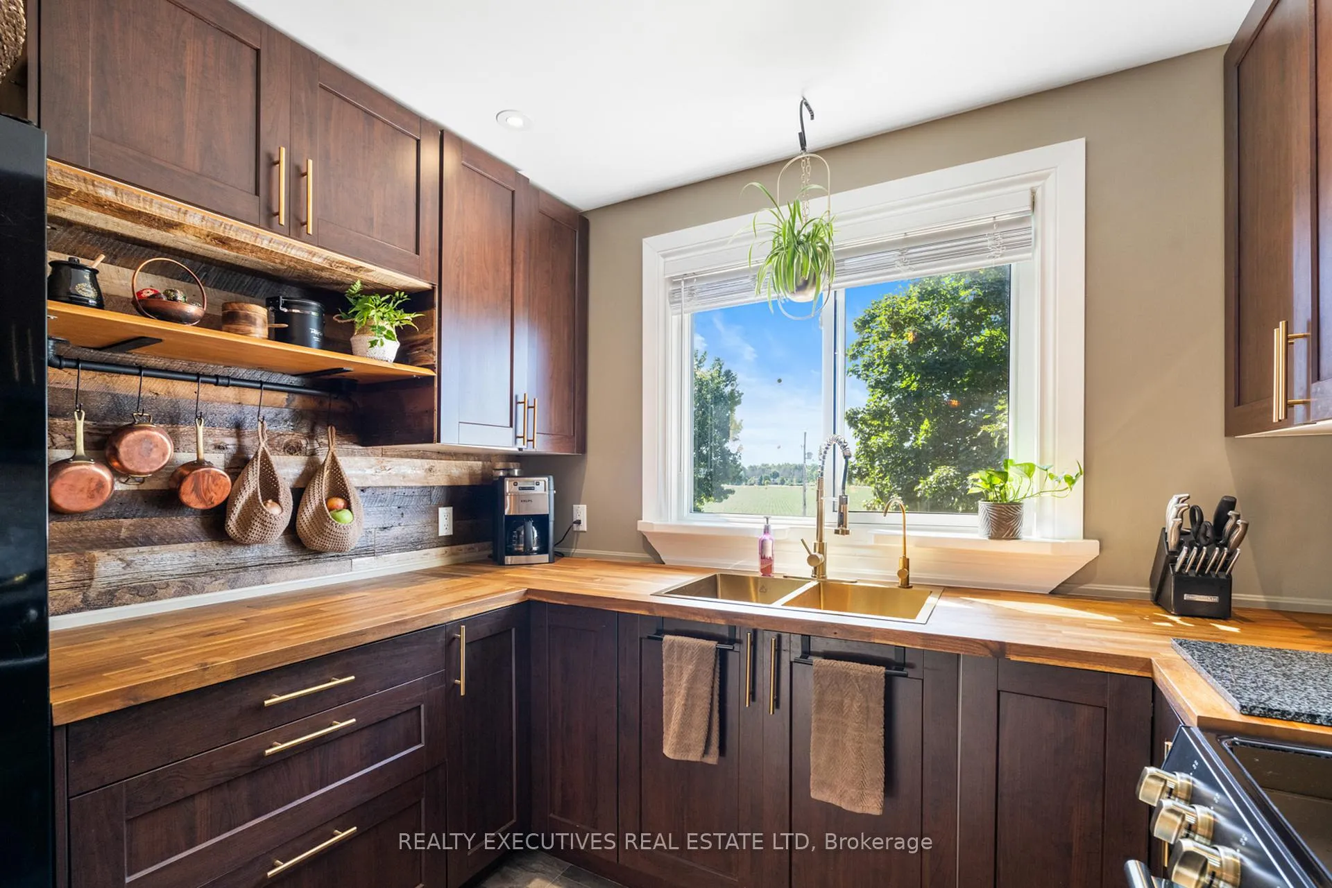 Photo 13 of 12705 Maple Ridge Road, North Dundas, North Dundas (Winchester) Twp — HOMEH