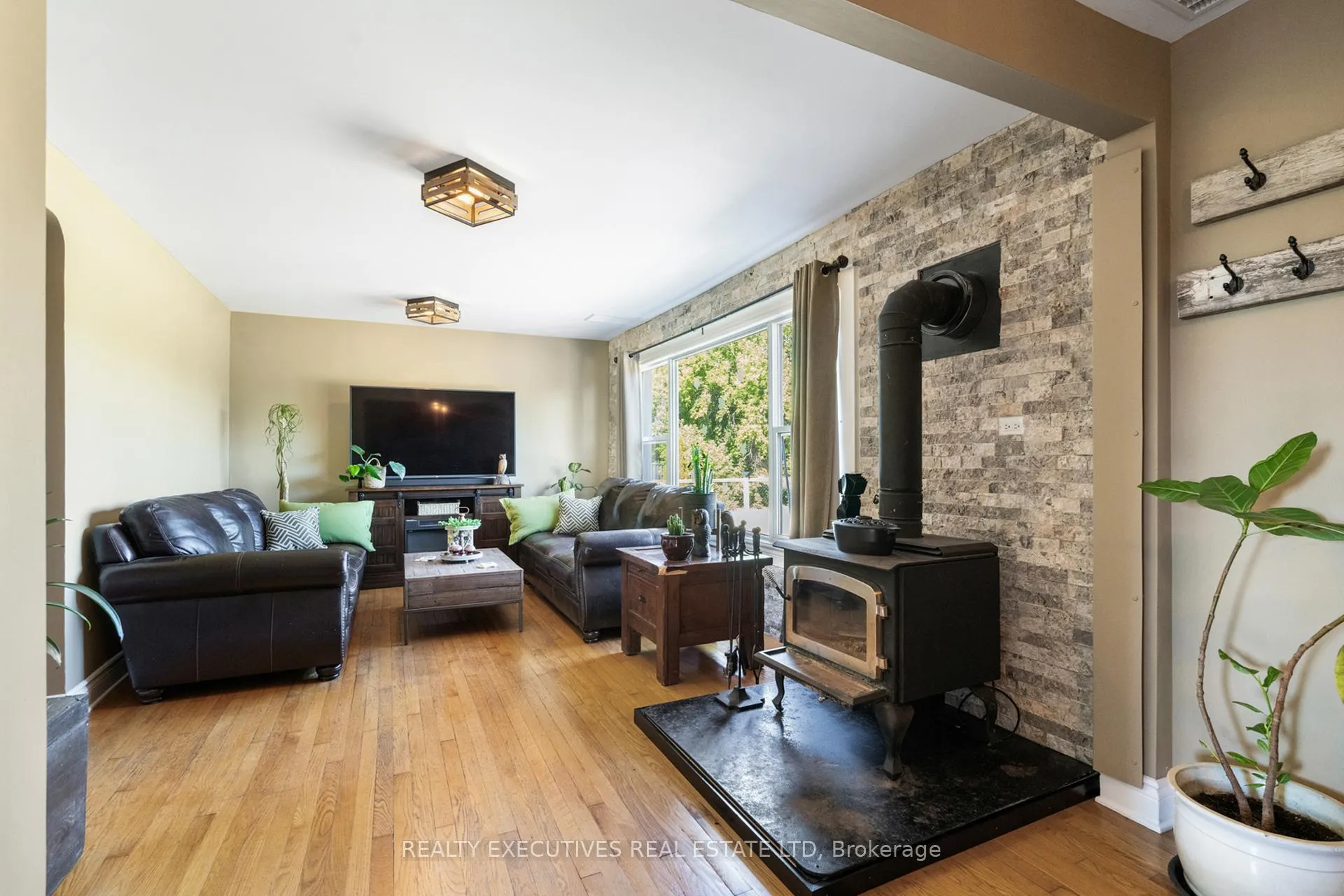 Photo 18 of 12705 Maple Ridge Road, North Dundas, North Dundas (Winchester) Twp — HOMEH