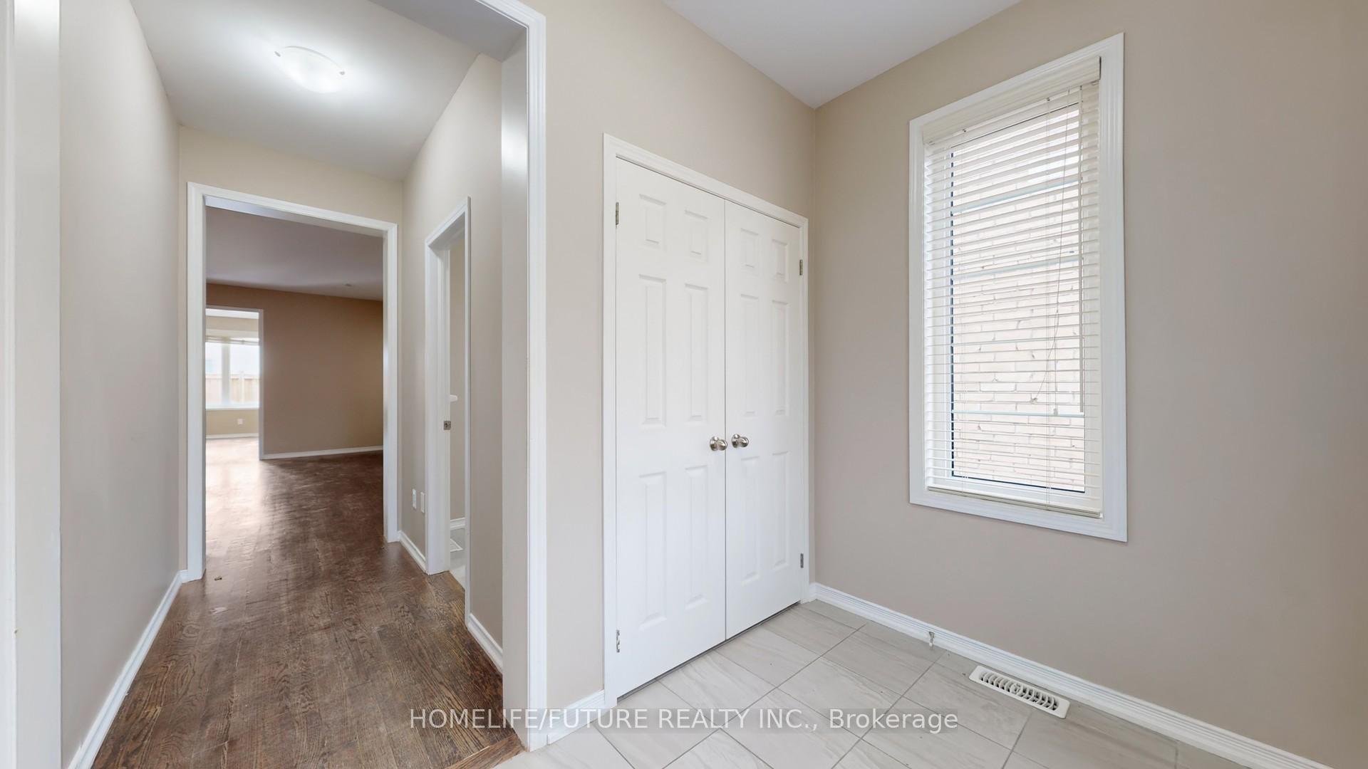 Photo 21 of 2372 Equestrian Crescent, Oshawa, Windfields — HOMEH