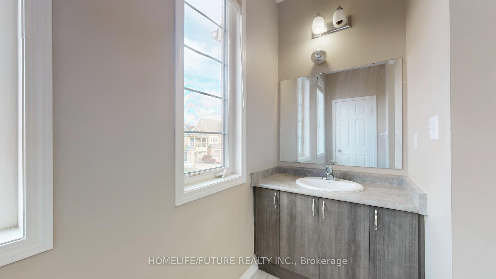 Photo 35 of 2372 Equestrian Crescent, Oshawa, Windfields — HOMEH