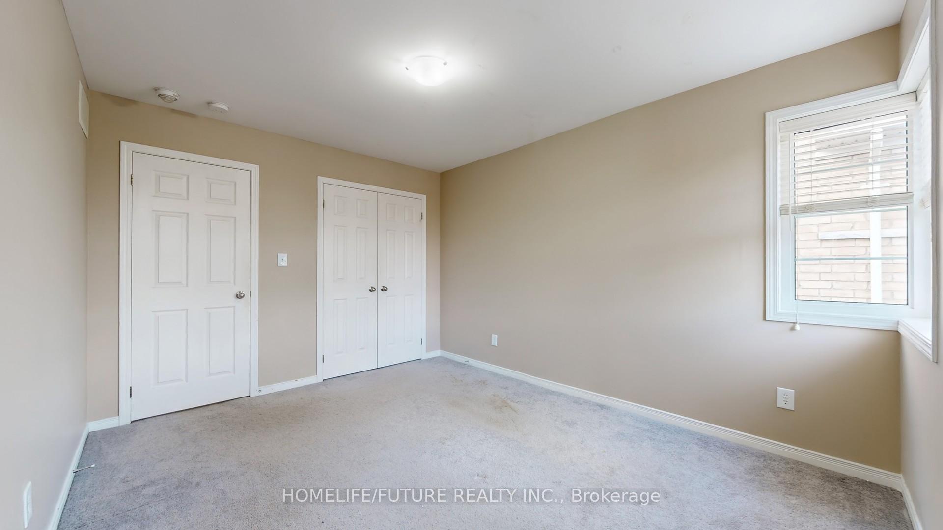 Photo 37 of 2372 Equestrian Crescent, Oshawa, Windfields — HOMEH