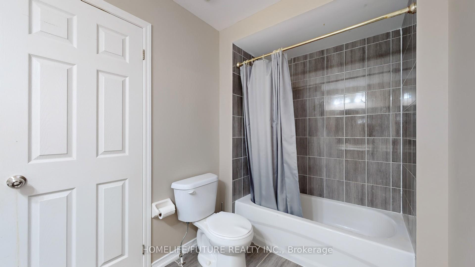 Photo 41 of 2372 Equestrian Crescent, Oshawa, Windfields — HOMEH