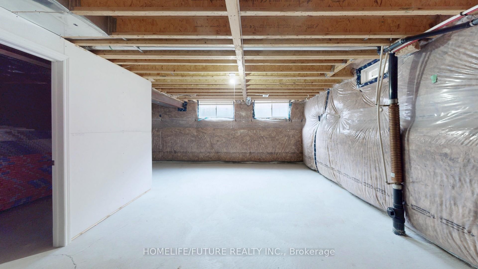 Photo 43 of 2372 Equestrian Crescent, Oshawa, Windfields — HOMEH
