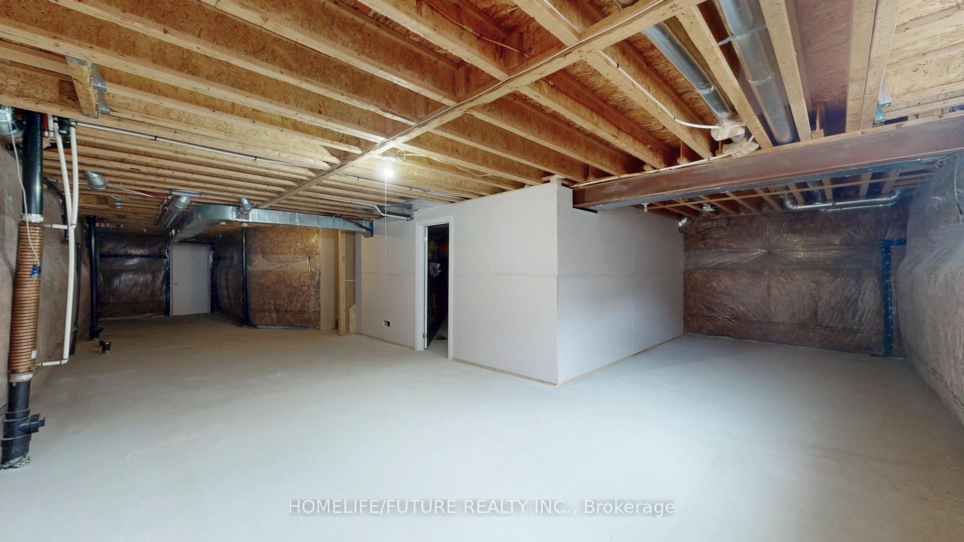 Photo 44 of 2372 Equestrian Crescent, Oshawa, Windfields — HOMEH