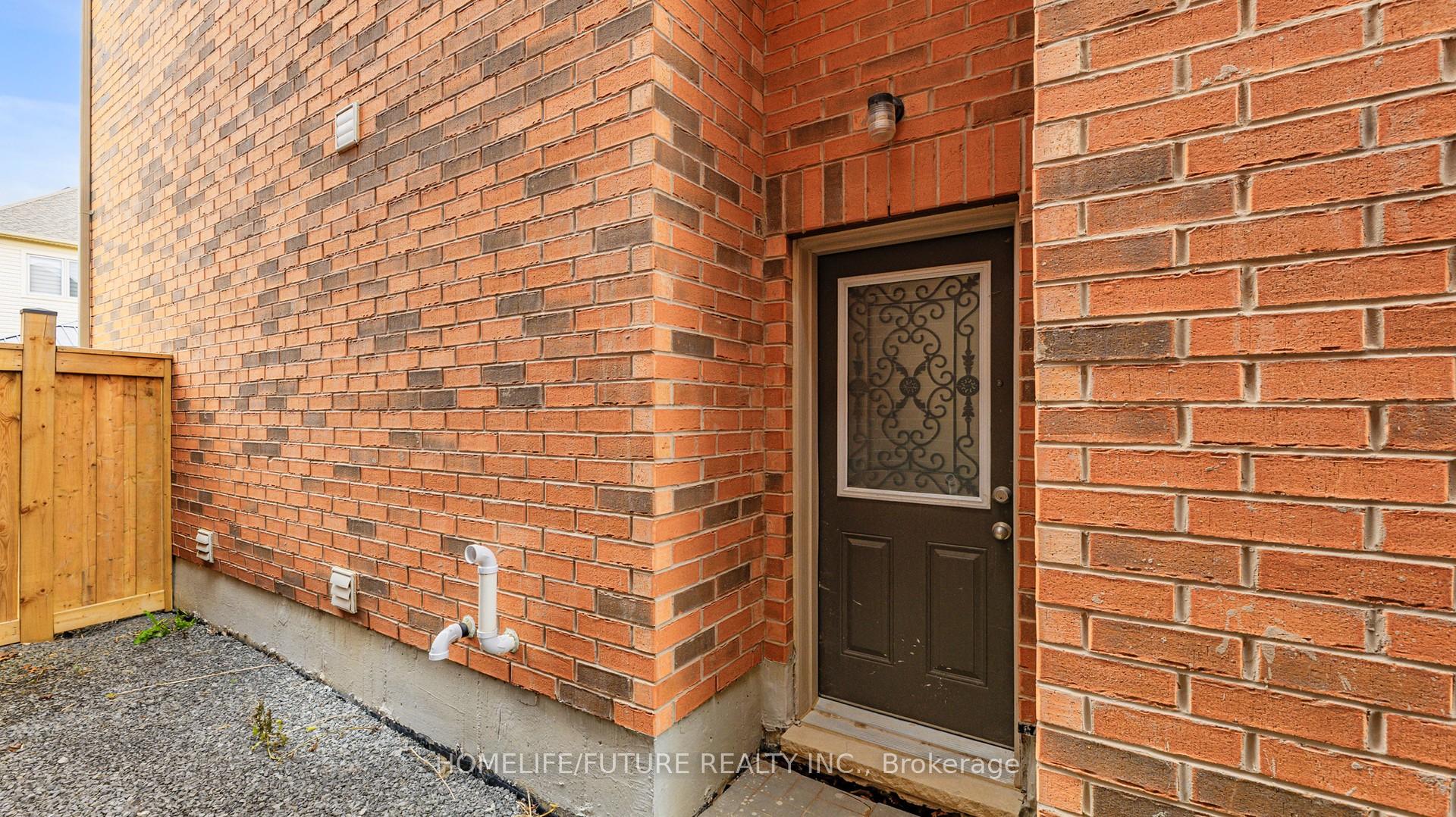 Photo 49 of 2372 Equestrian Crescent, Oshawa, Windfields — HOMEH