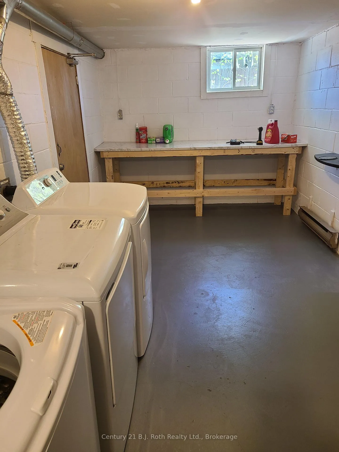 Photo 9 of Unit 2, 520 High Street, Orillia — HOMEH