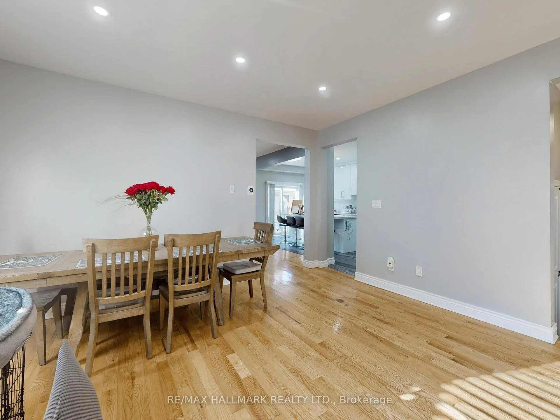 Photo 11 of 84 Diana Drive, Orillia — HOMEH
