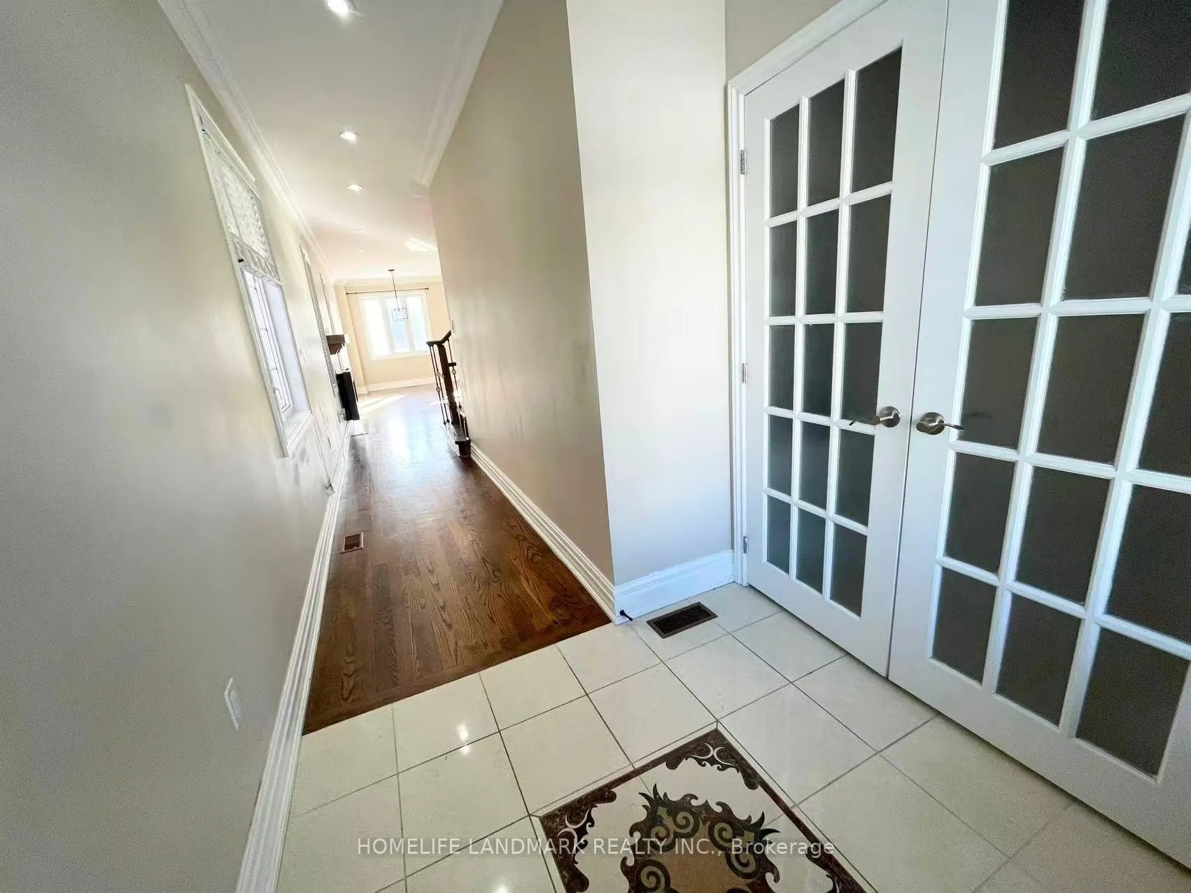 Photo 2 of 1268 Jezero Crescent, Oakville, Joshua Creek — HOMEH