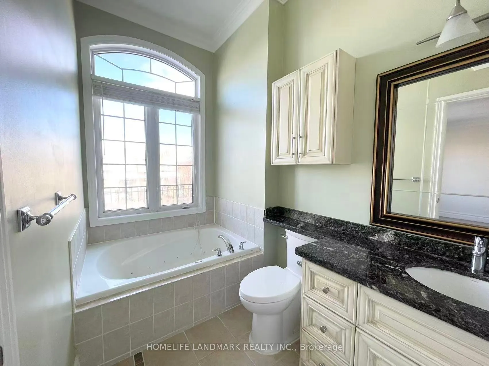 Photo 16 of 1268 Jezero Crescent, Oakville, Joshua Creek — HOMEH