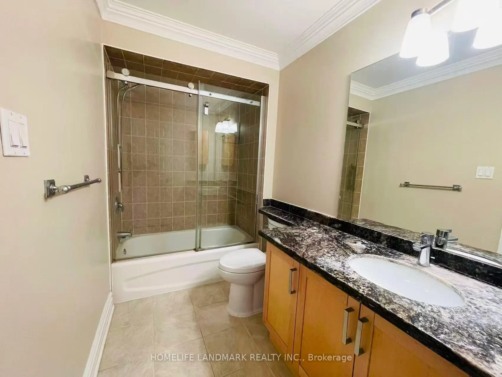 Photo 18 of 1268 Jezero Crescent, Oakville, Joshua Creek — HOMEH